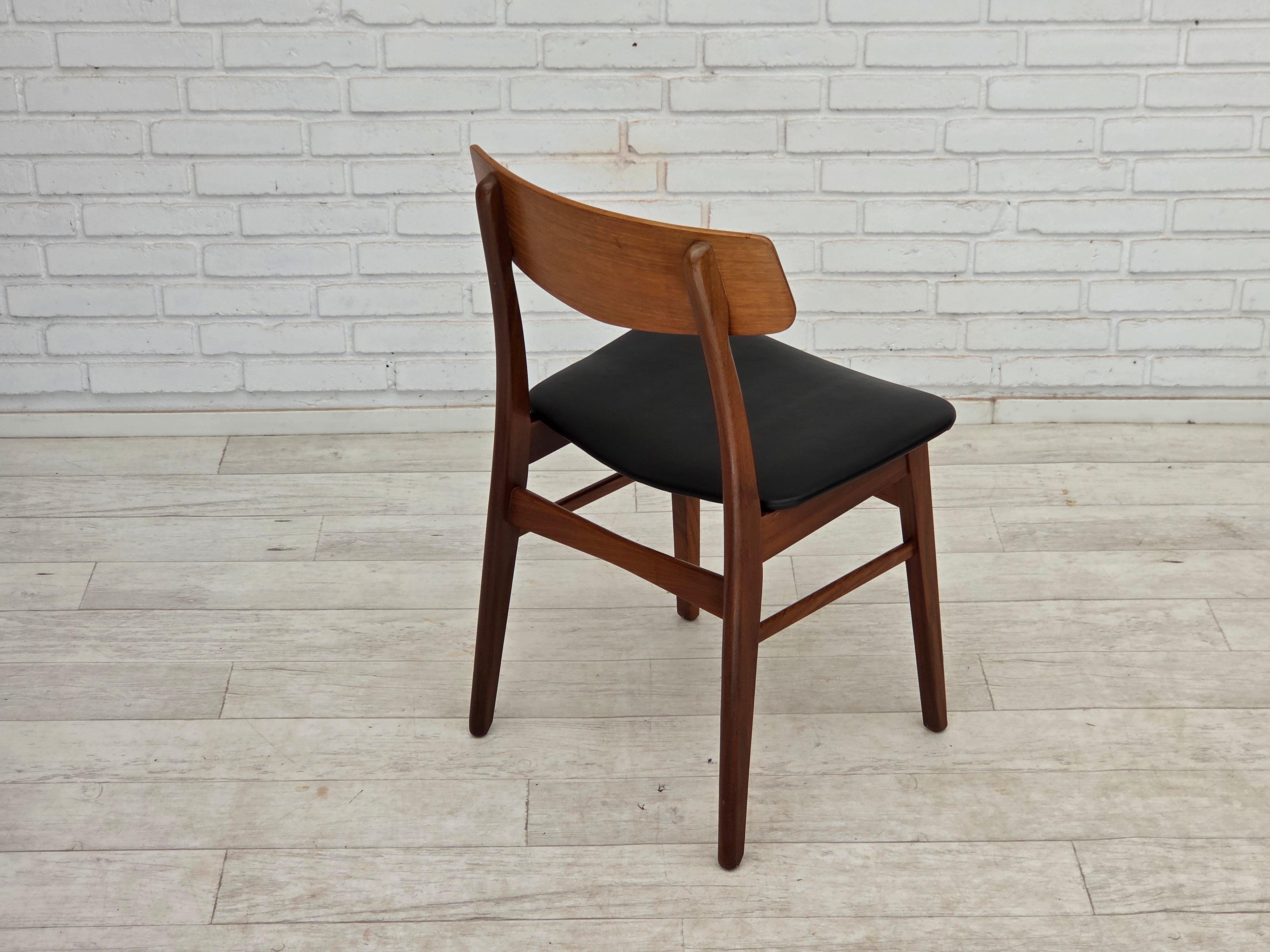 Set_of_4_Dining_Chairs_by_Findahl_Møbelfabrik,_Teak_and_Black_Leatherette,_Denmark,_1960s