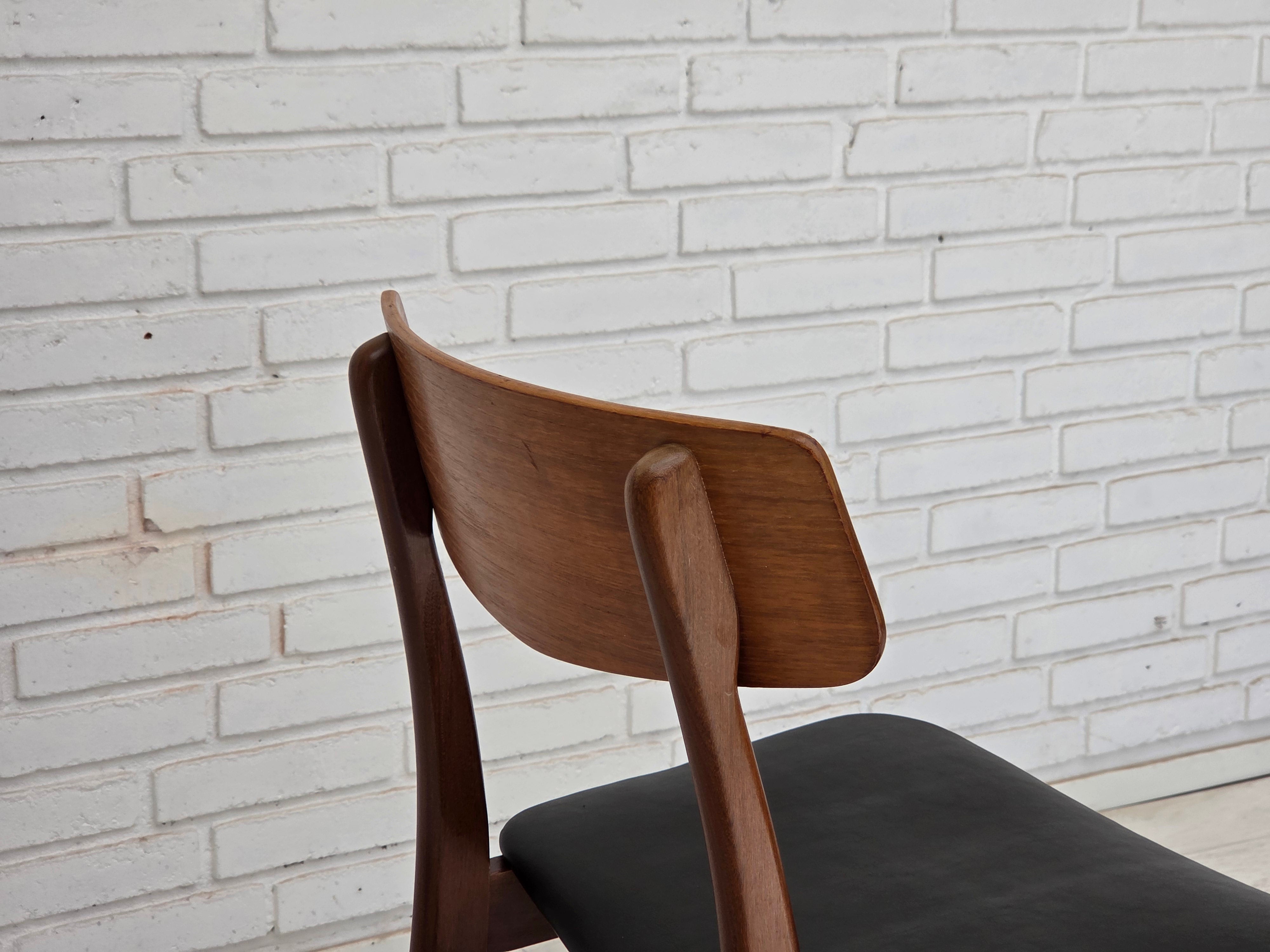 Set_of_4_Dining_Chairs_by_Findahl_Møbelfabrik,_Teak_and_Black_Leatherette,_Denmark,_1960s