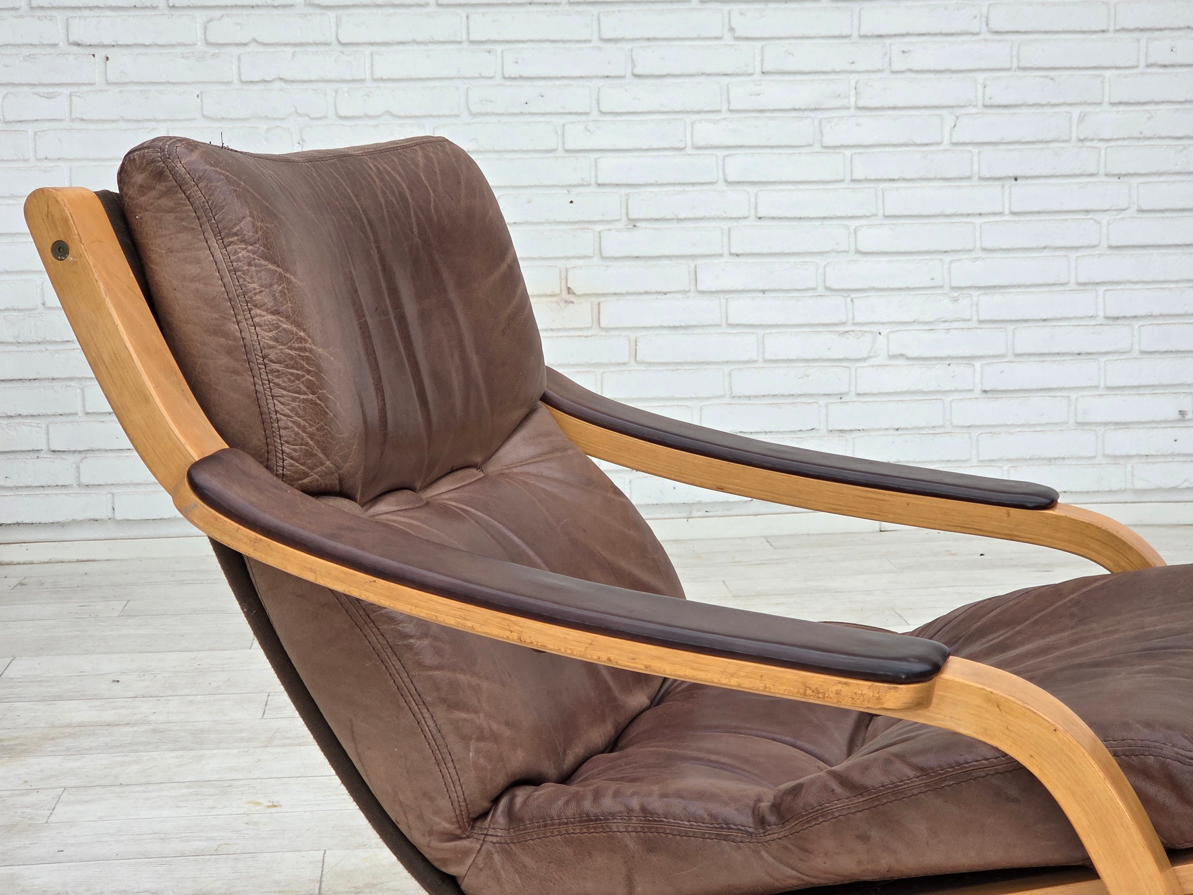 Swedish_Mid-Century_Modern_Bent_Beech_and_Brown_Leather_Armchair_by_Åke_Fribytter_for_Nelo_Möbler,_1970s