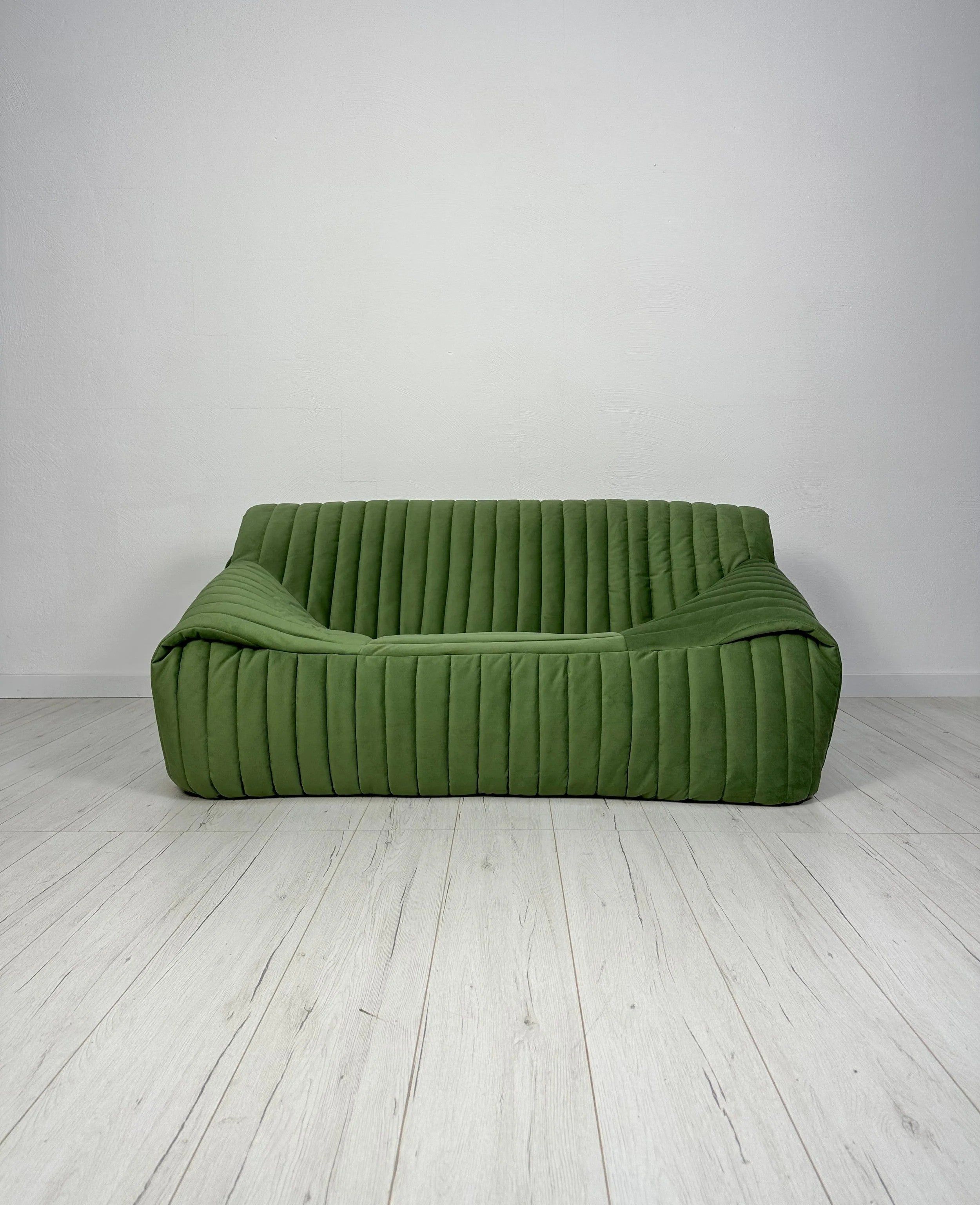 Sandra_Two-Seater_Sofa_by_Annie_Hiéronimus_for_Cinna,_Green_Velvet,_French_Design,_1970s