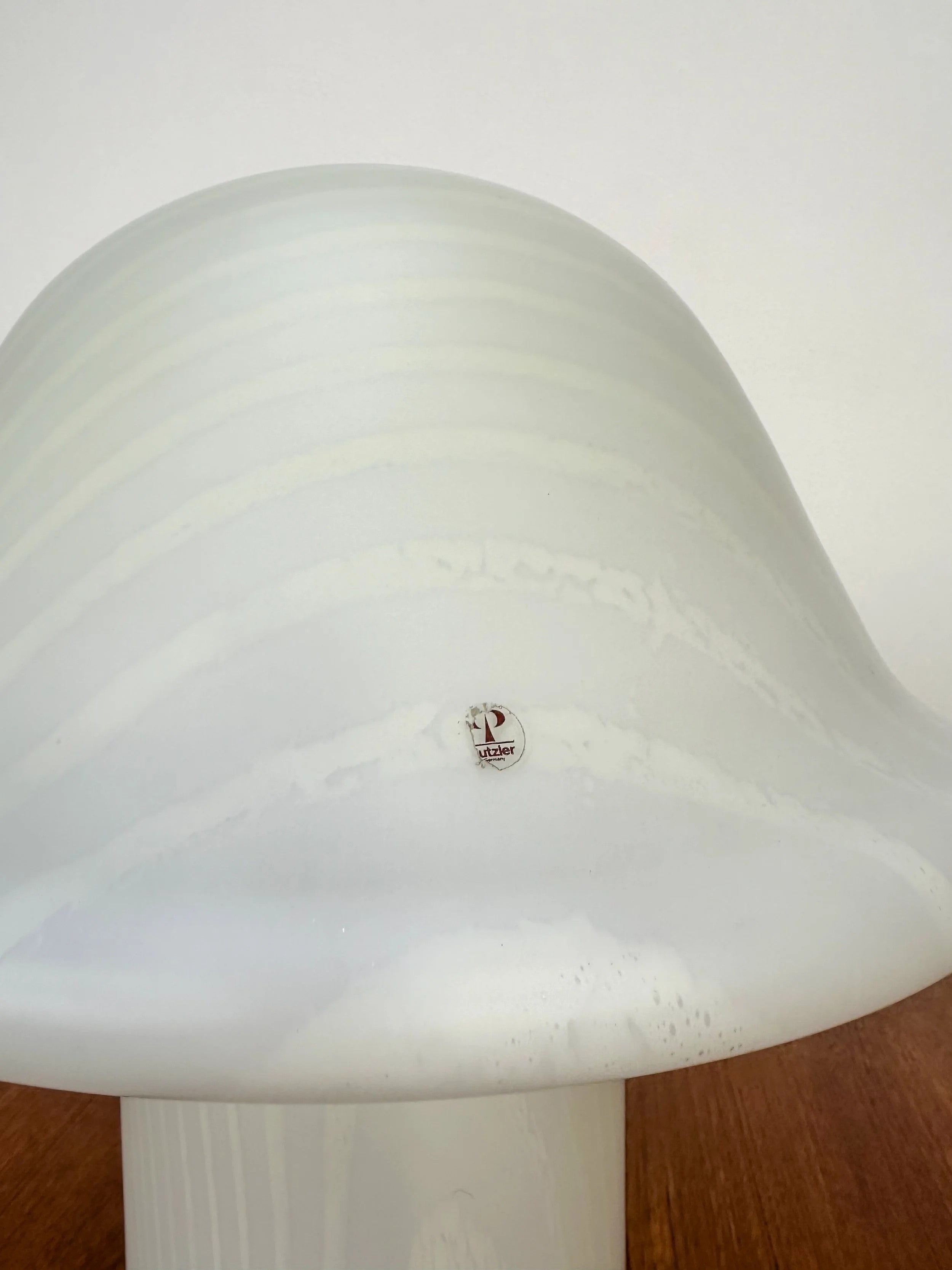 Large_Crystal_Glass_Mushroom_Table_Lamp_by_Peill_&_Putzler,_Zebra_Stripe_Pattern,_Germany,_circa_1970