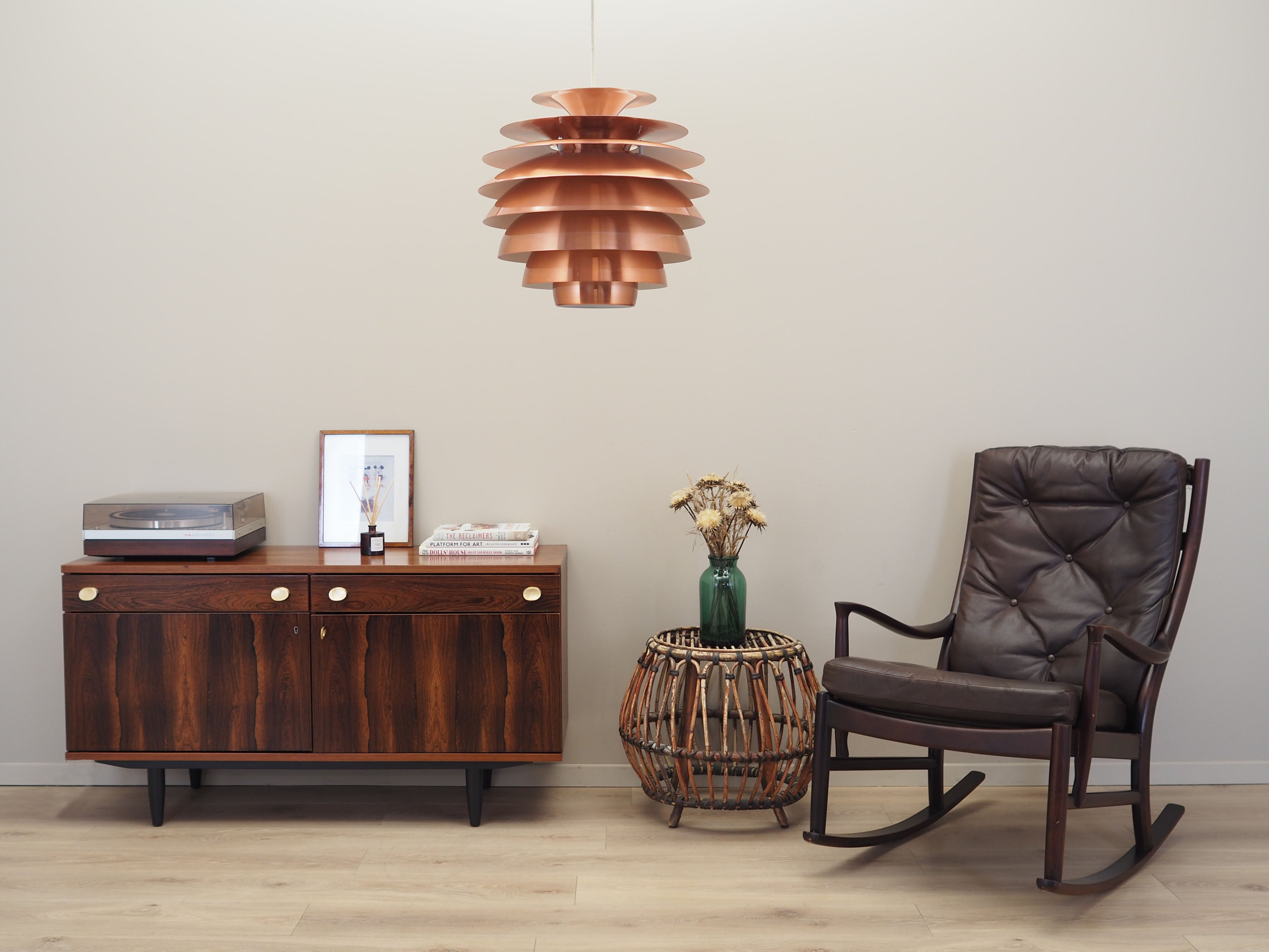 1980s_Bent_Karlby_Barcelona_lamp_by_Lyfa