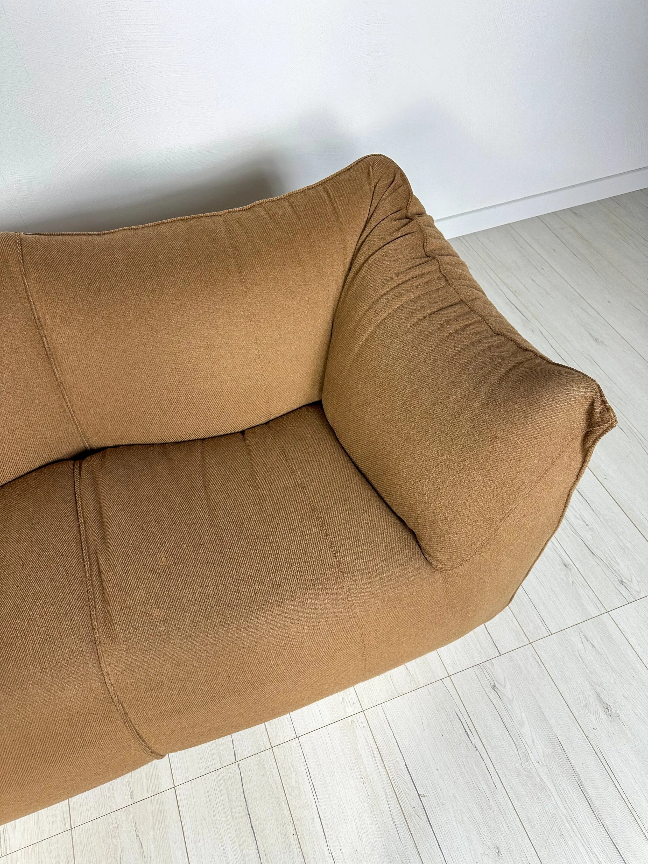Le_Bambole_Two-Seater_Sofa_by_Mario_Bellini_for_B&B_Italia,_Orange-Brown_Wool_Upholstery,_Italy,_1980s