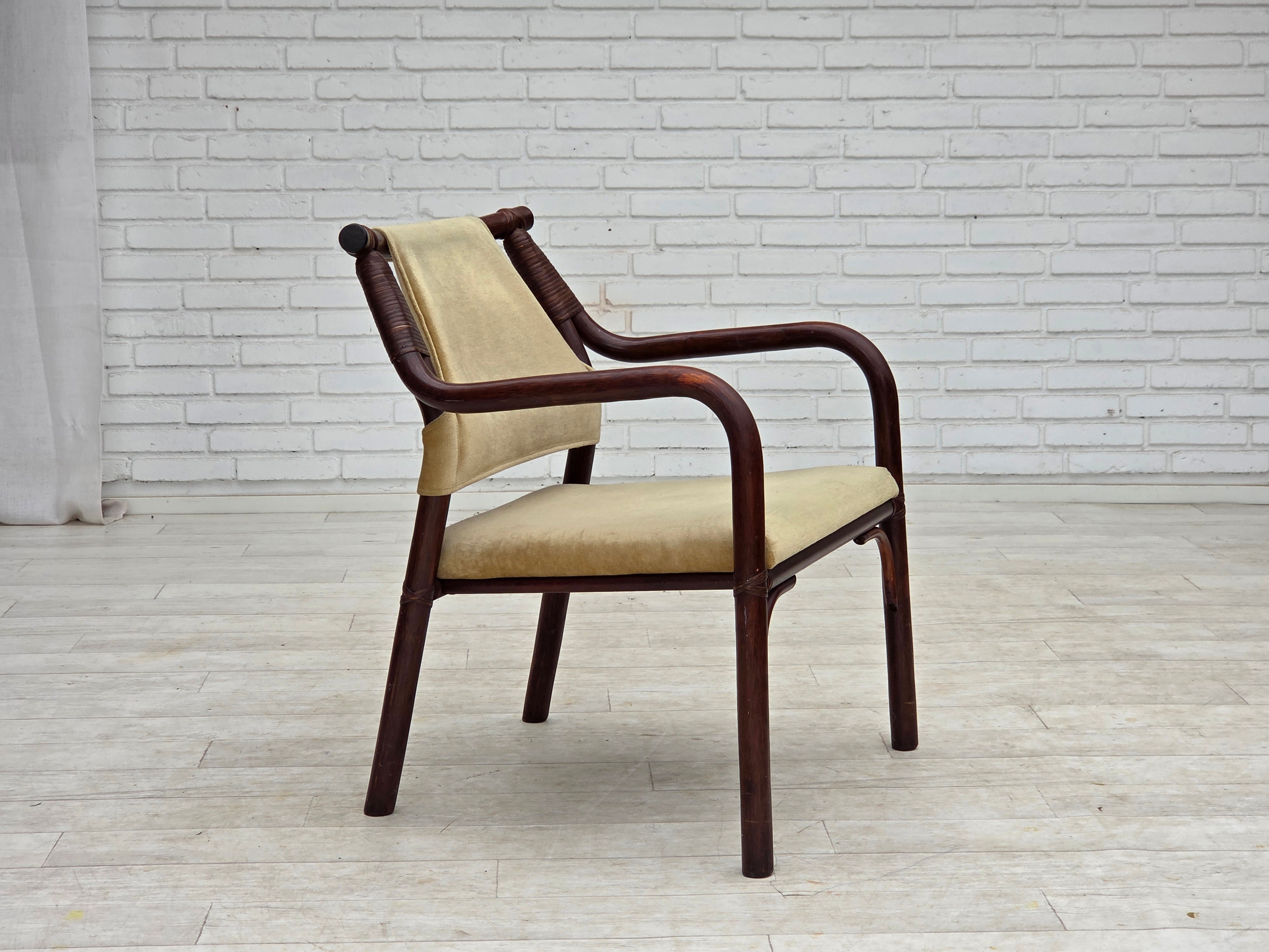 Set_of_2_Scandinavian_Bamboo_Lounge_Chairs_in_Green_Velour,_Denmark,_1980s