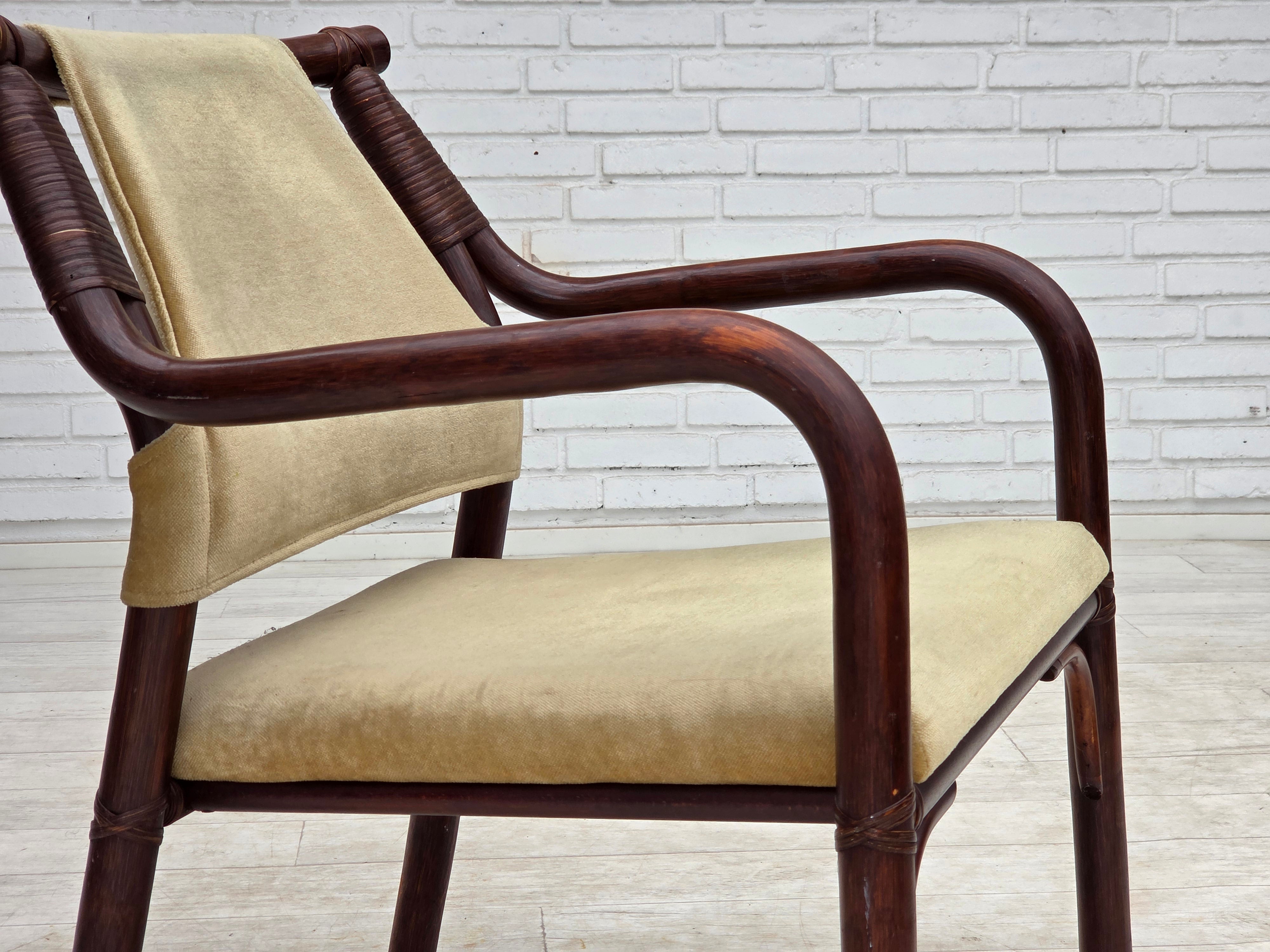 Set_of_2_Scandinavian_Bamboo_Lounge_Chairs_in_Green_Velour,_Denmark,_1980s
