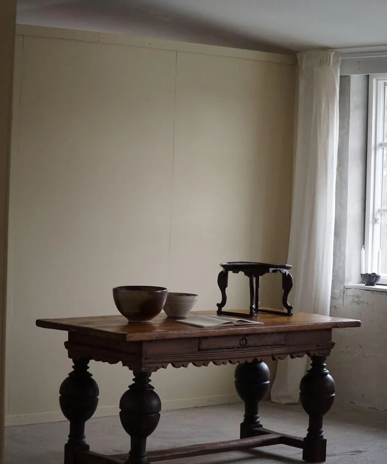 _Desk_Table_in_Oak,_Danish_Cabinetmaker