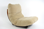 Marsala_Ligne_Roset_light_beige_chaise_lounge_and_footstool_1970s