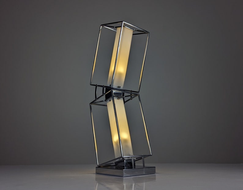 20th_century_designer_architectural_table_lamp
