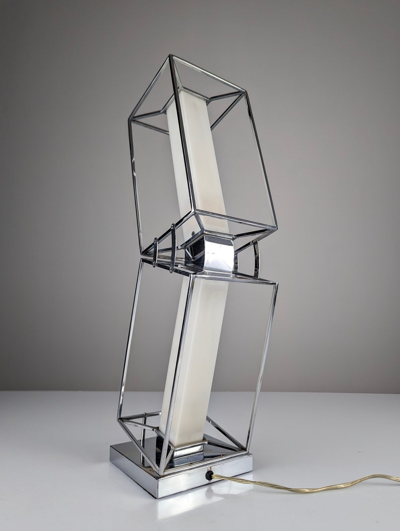 20th_century_designer_architectural_table_lamp