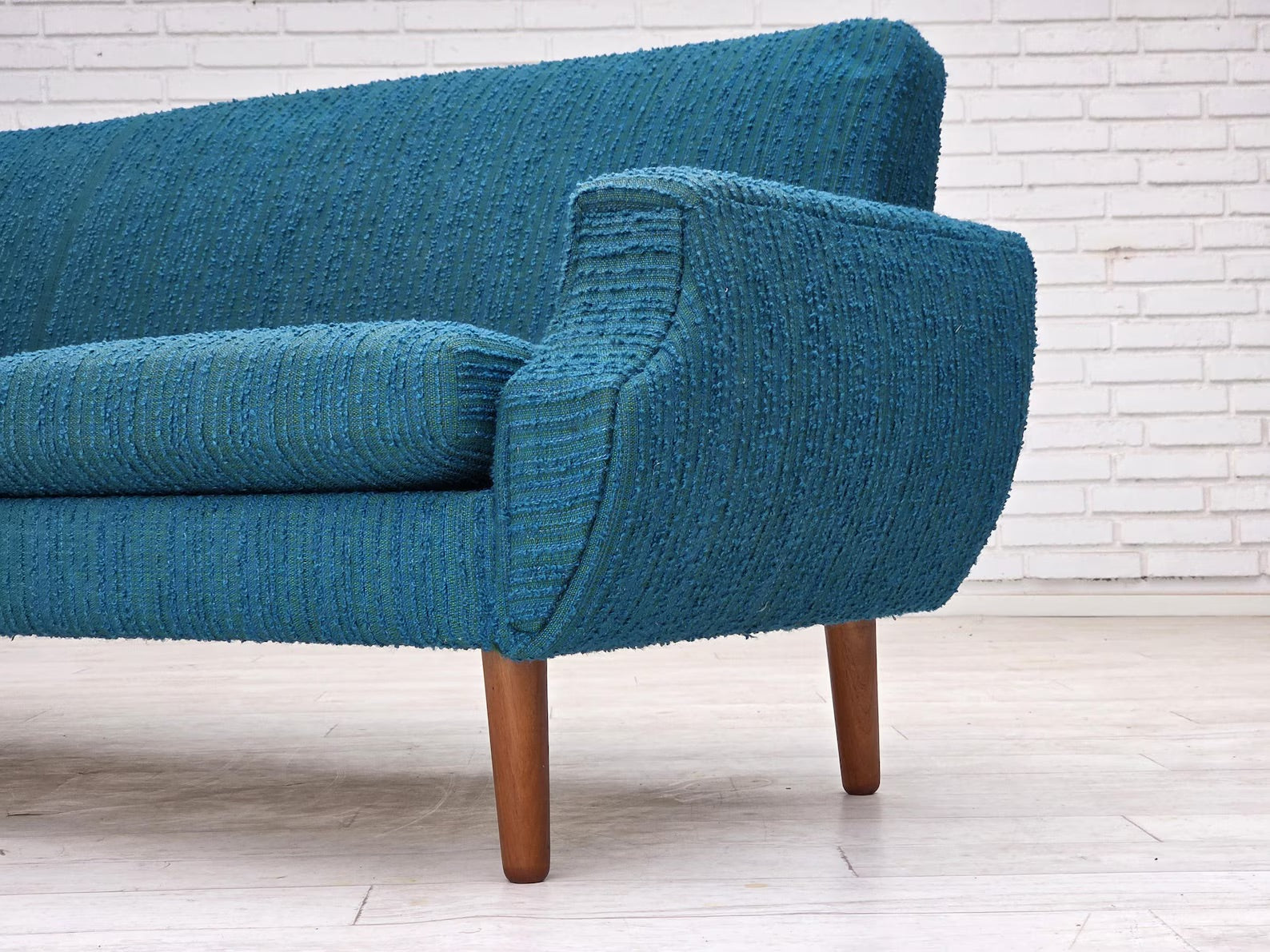 3-Seater_Sofa,_Neutral_Upholstery_&_Wood_Legs,_1970s_Denmark