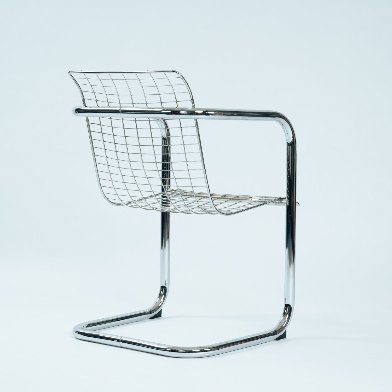 Set_of_4_Vintage_Cantilever_Wire_Dining_Chairs,_Minimalist_Modern_Design