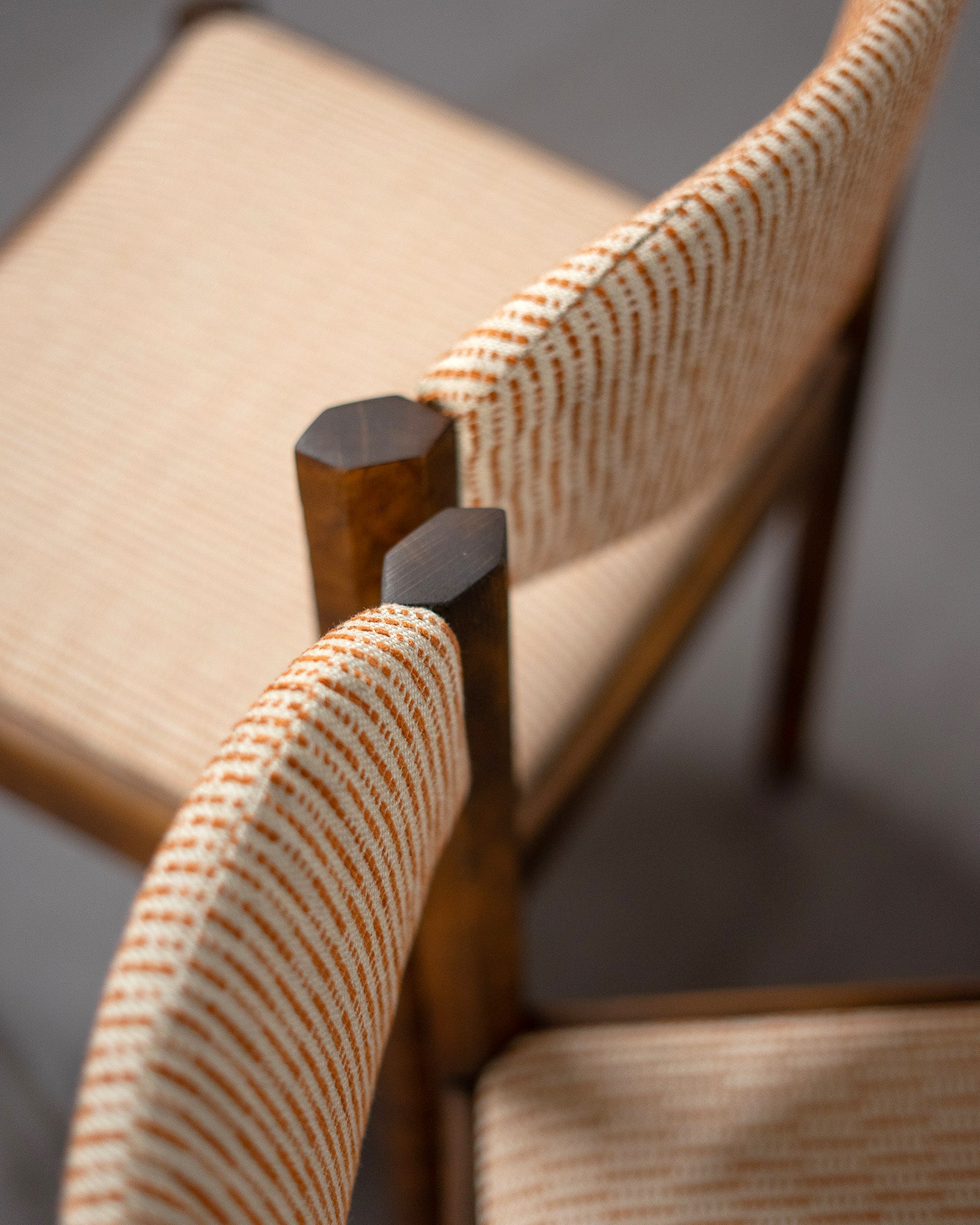Set_of_4_Scandinavian_Dining_Chairs_made_of_Beech,_1960's