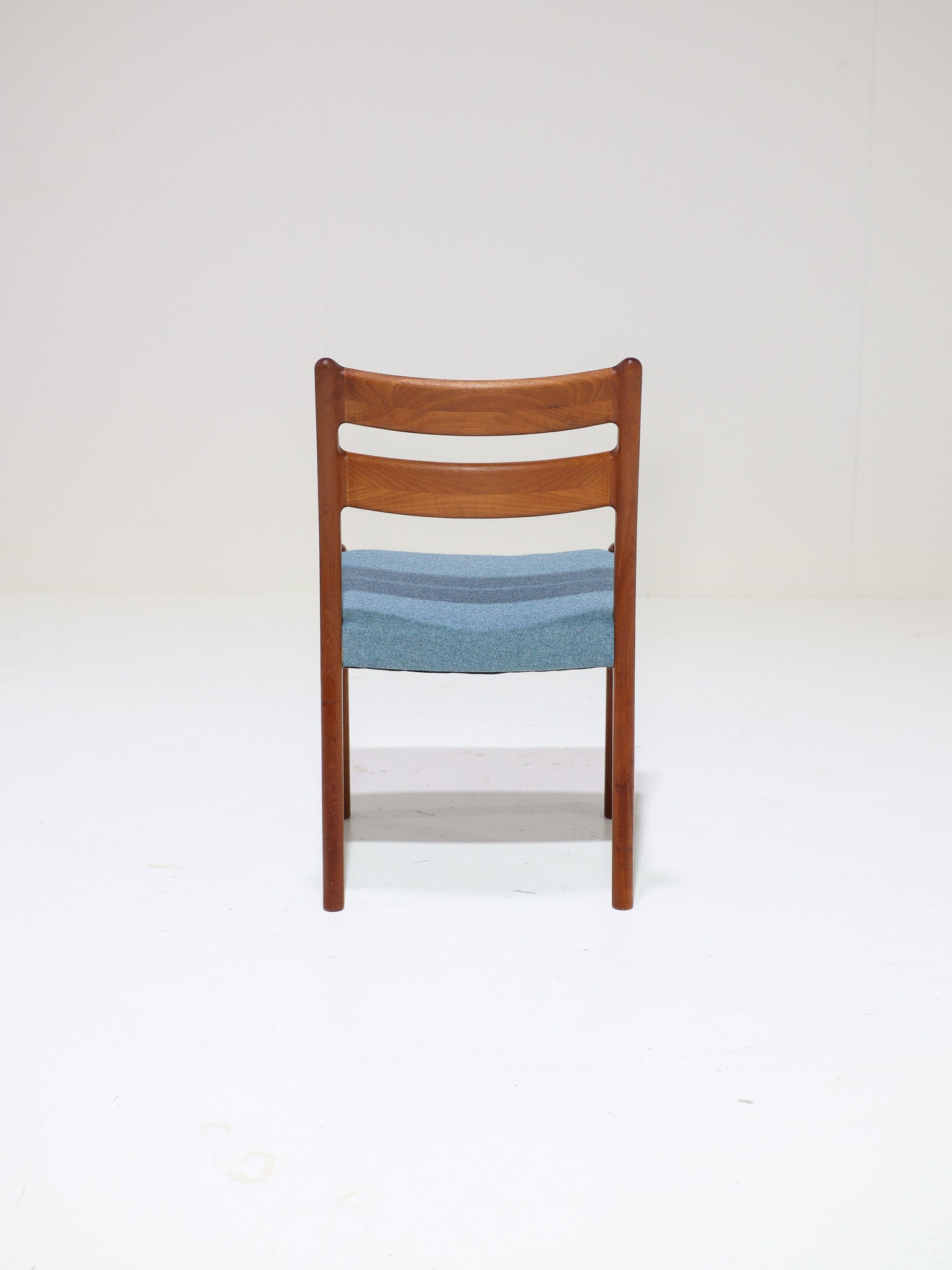 Set_of_4_Danish_Teak_Dining_Chairs_by_EMC_Møbler,_1960s