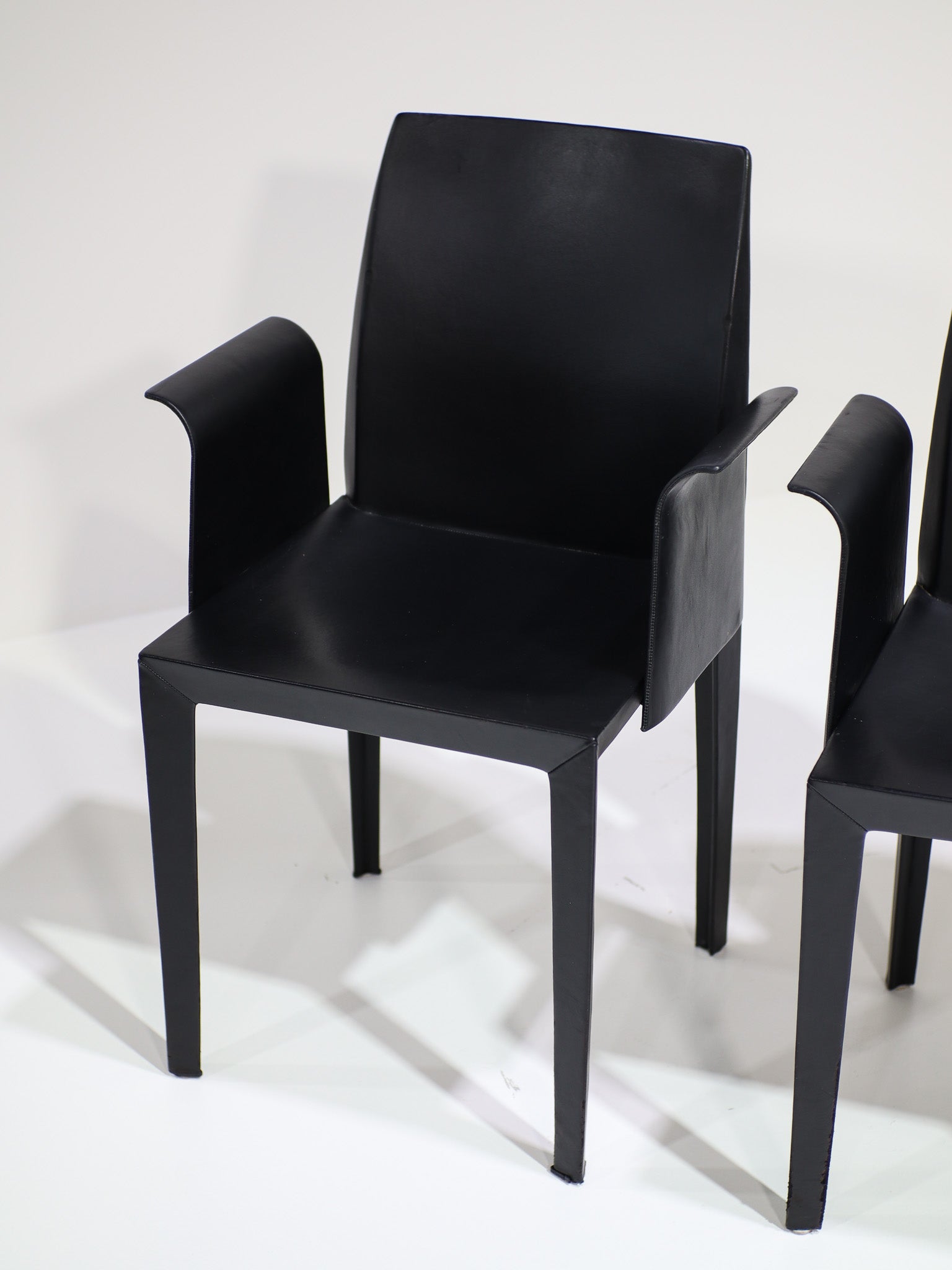 Set_of_4_Lola_Dining_chairs_by_Pierluigi_Cerri_for_Poltrona_Frau