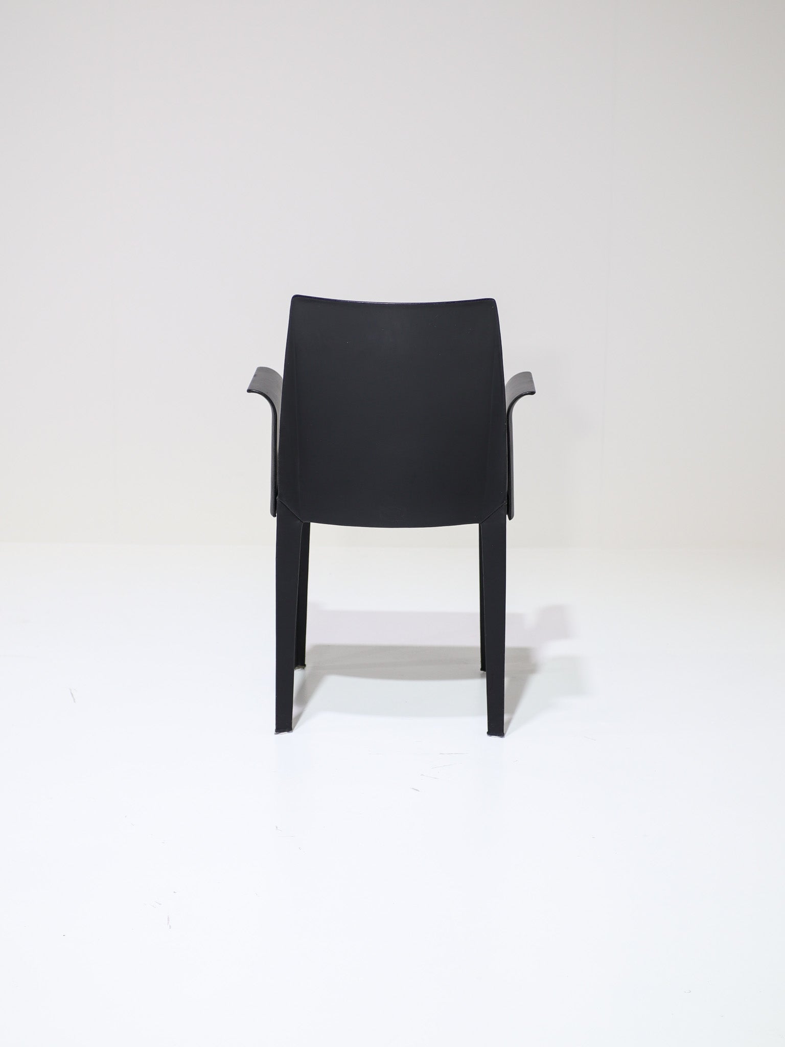 Set_of_4_Lola_Dining_chairs_by_Pierluigi_Cerri_for_Poltrona_Frau