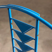 Set_of_Chairs_&_Table_Frank_Lloyd_Wright_Model_603_Midway_from_1914