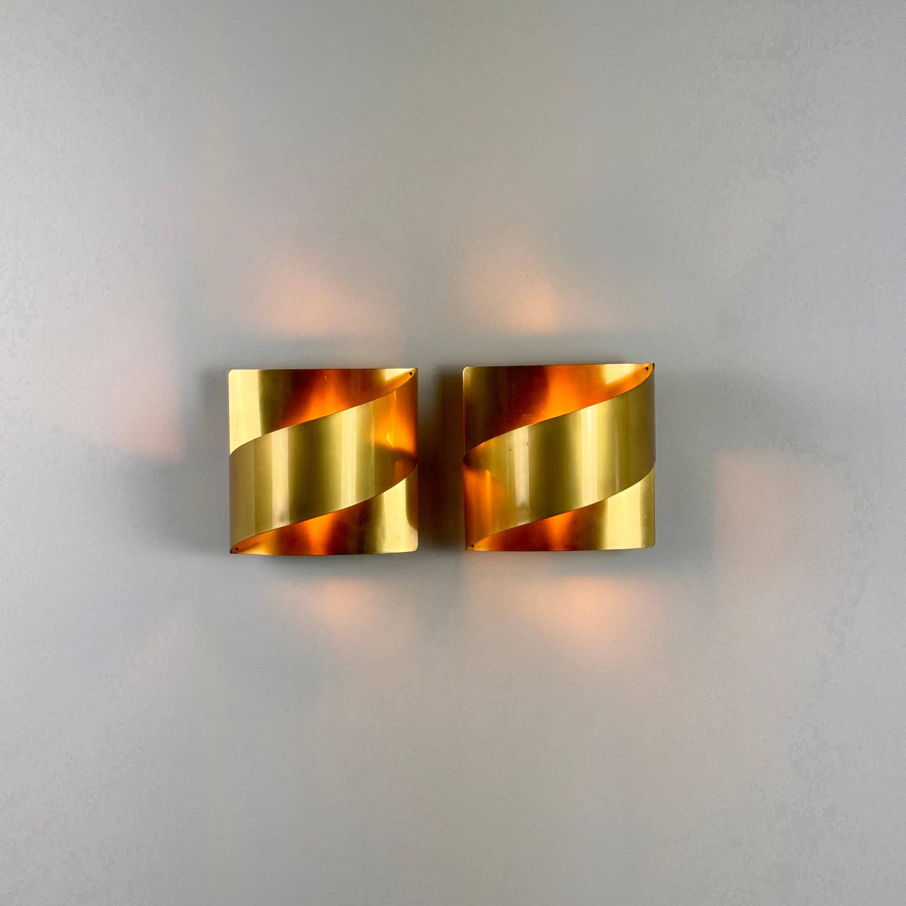 Set_of_2_Peter_Celsing_Wall_Lights_for_Falkenbergs_Belysning,_1960s