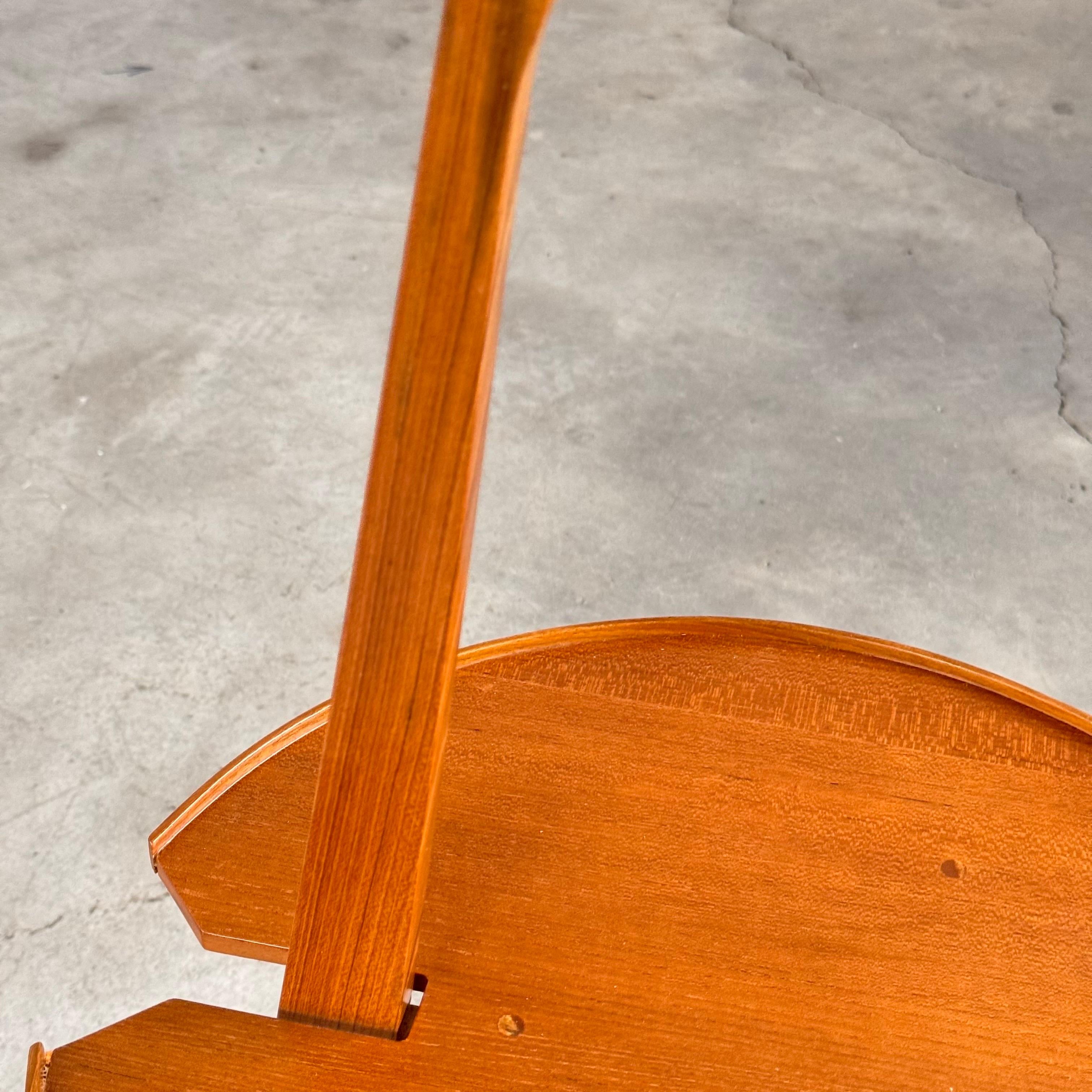 Cicognino_Side_Table_by_Franco_Albini_for_Poggi_Pavia,_1970s,_Italy