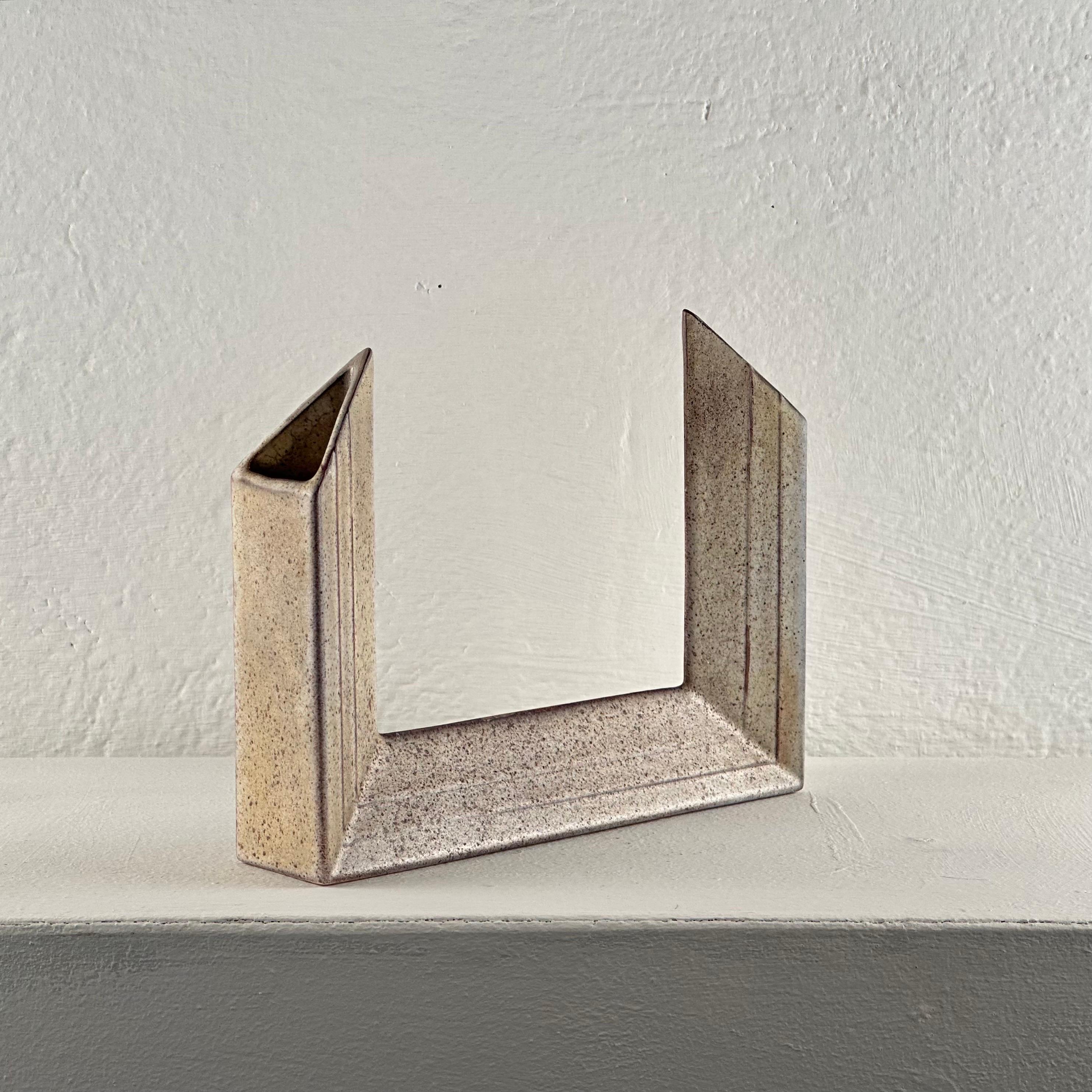 Geometric_Industrial_Ceramic_Vase_by_Alessio_Tasca,_Italy,_Mid-Century_Modern