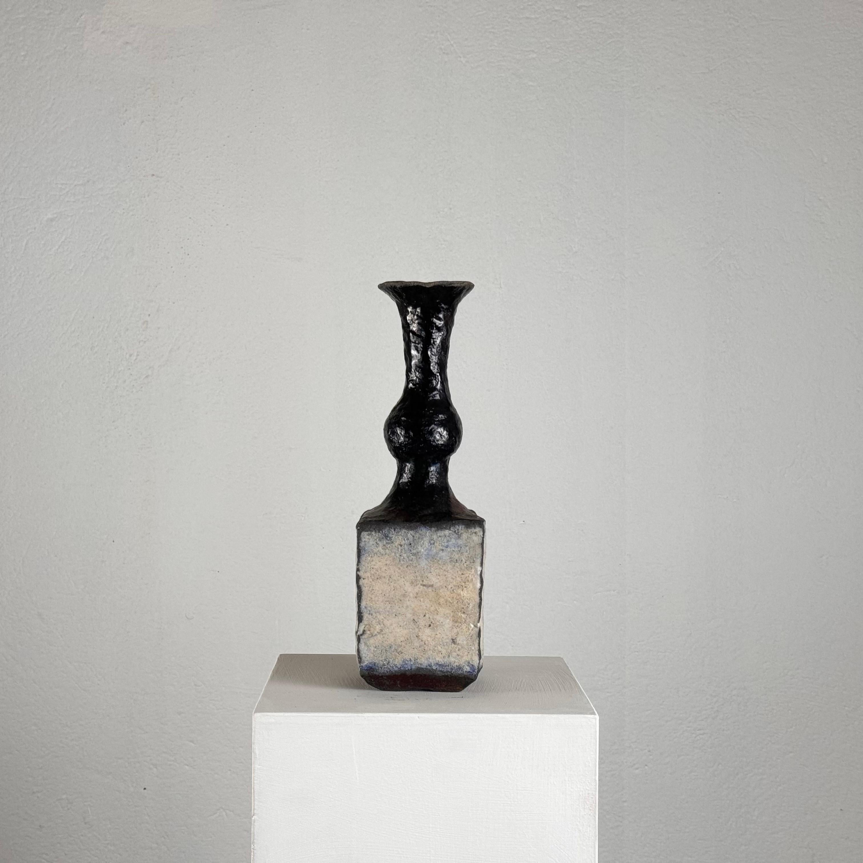 Brutalist_Single-Stem_Raku_Ceramic_Vase,_1970s