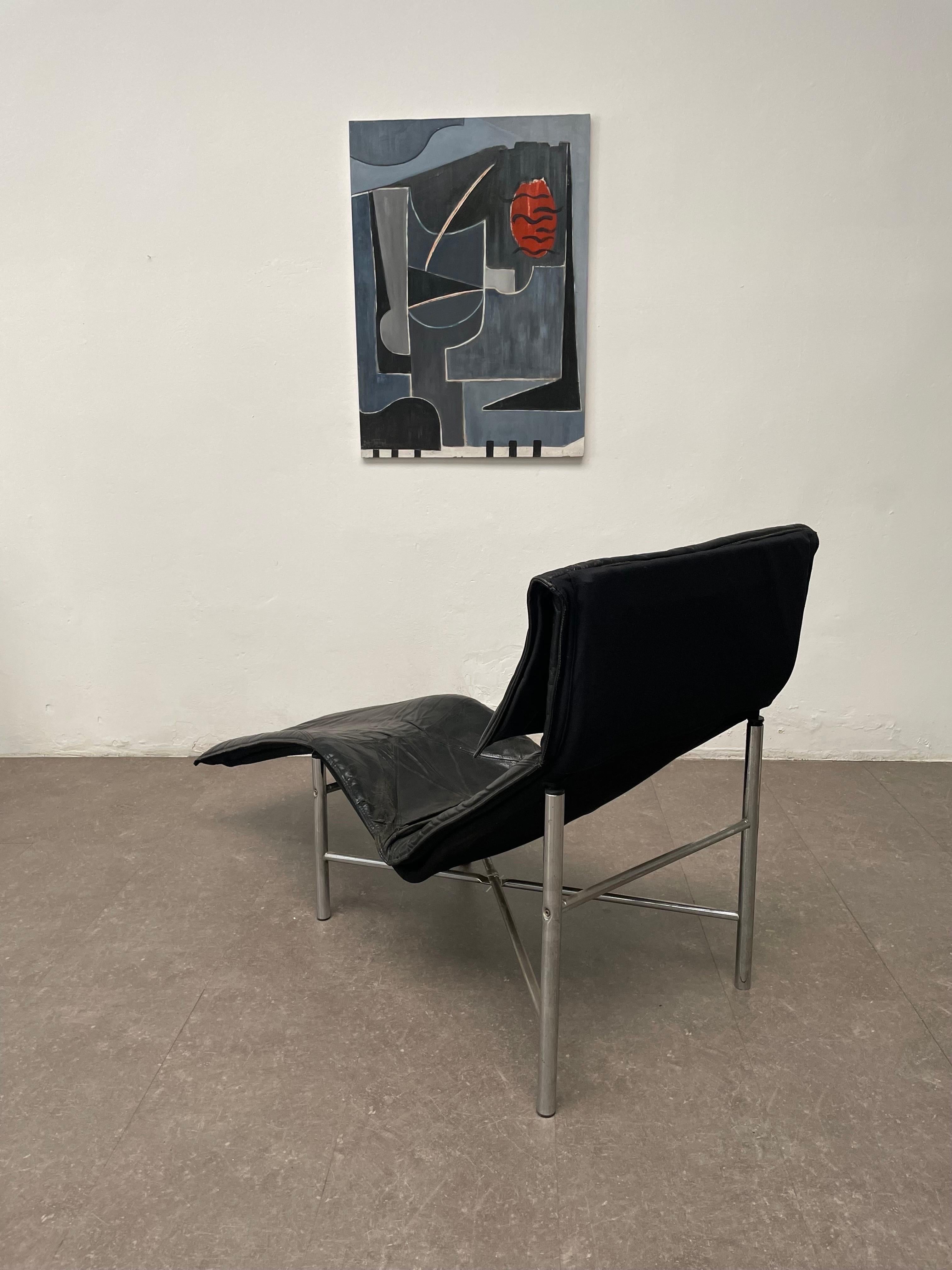 Black_Leather_‘Skye’_Chaise_Longue_by_Tord_Björklund,_Ikea_Sweden,_1970s