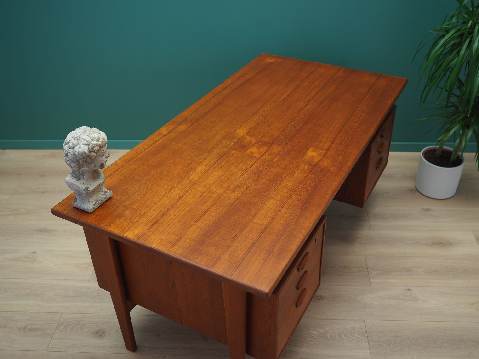 1970s_Danish_Teak_Executive_Desk_by_Kai_Kristiansen,_Six_Lockable_Drawers_and_Rear_Storage_Cabinets