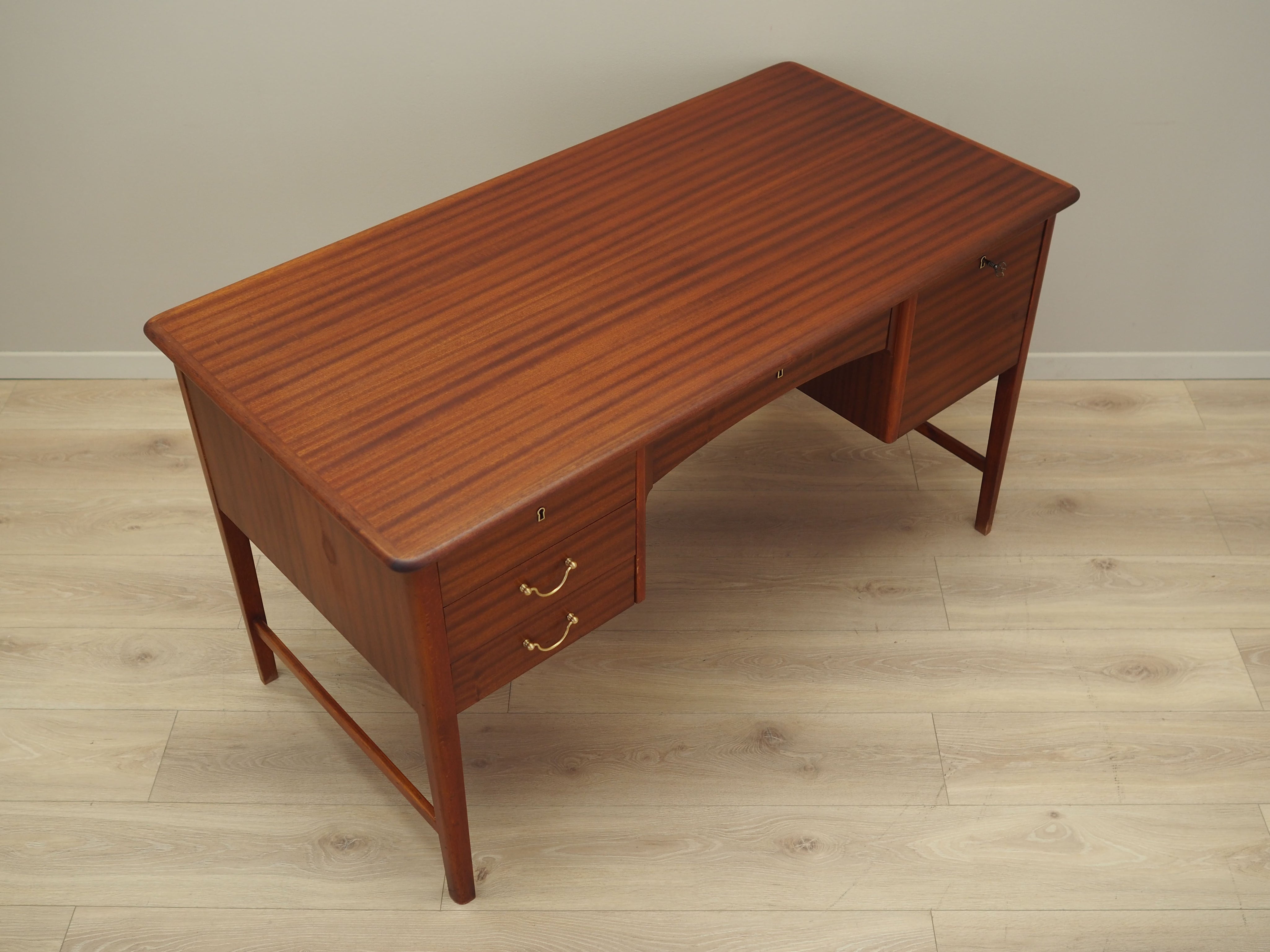 1970s_Danish_Mid-Century_Mahogany_Executive_Desk,_Four_Drawers,_Lockable_Bar_Cabinet_and_Rear_Shelf