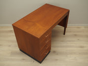 Teak_desk,_Danish_design,_1970s,_production:_Denmark