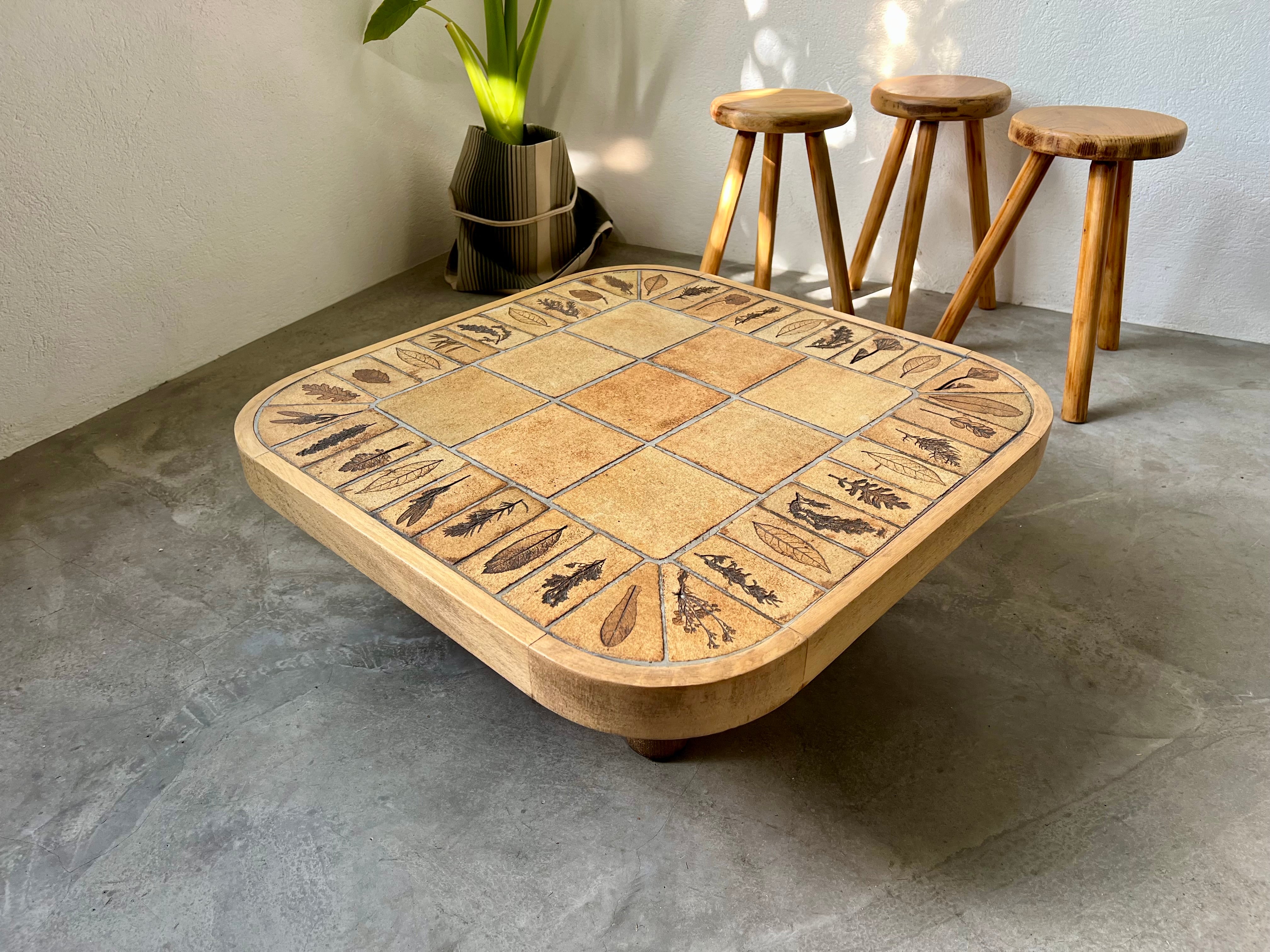 Ceramic_Herbarium_Coffee_Table_by_Roger_Capron,_Vallauris,_1970s,_France