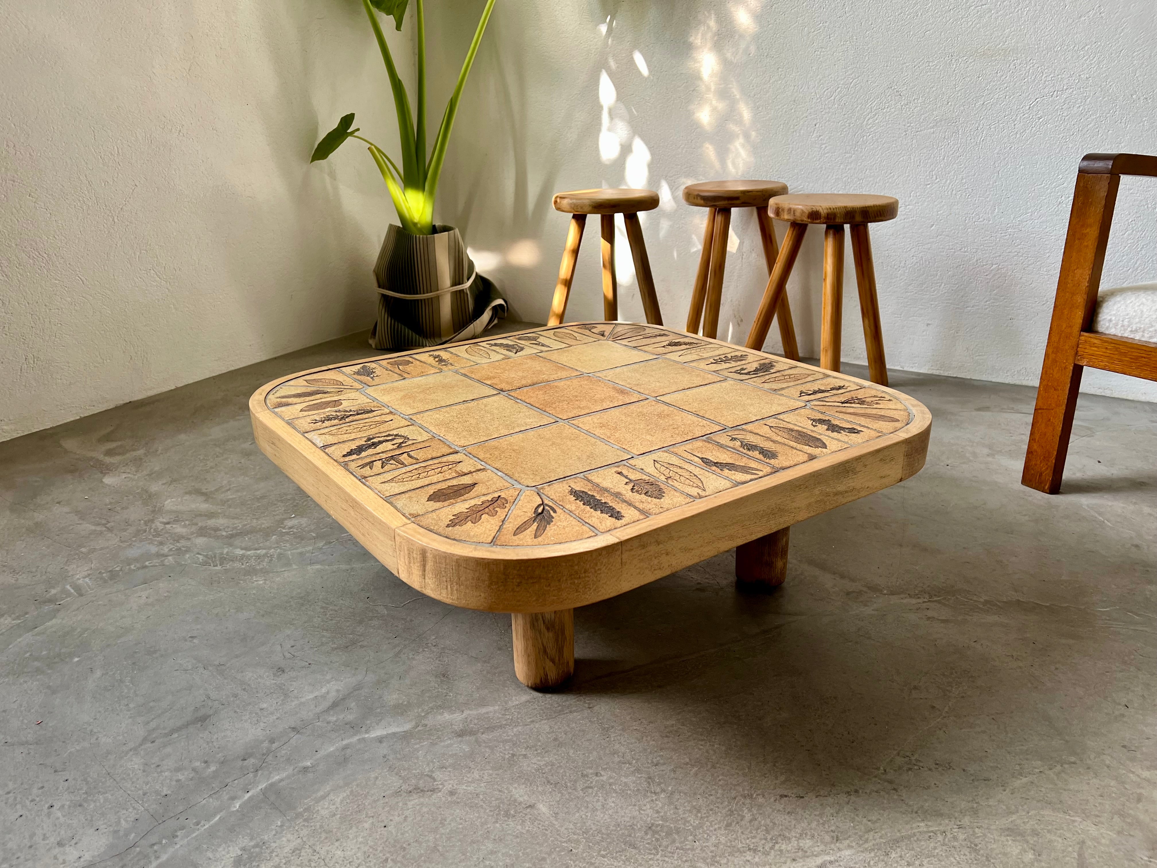 Ceramic_Herbarium_Coffee_Table_by_Roger_Capron,_Vallauris,_1970s,_France