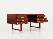 Oak_desk,_Danish_design,_1970s,_manufacturer:_Eigil_Petersens_Møbelfabrik