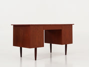 Teak_desk,_Danish_design,_1970s,_production:_Denmark