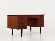 Teak_desk,_Danish_design,_1970s,_production:_Denmark