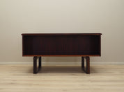 Rosewood_desk,_Danish_design,_1960s,_designer:_Torben_Valeur_&_Henning_Jensen,_manufacturer:_Dyrlund