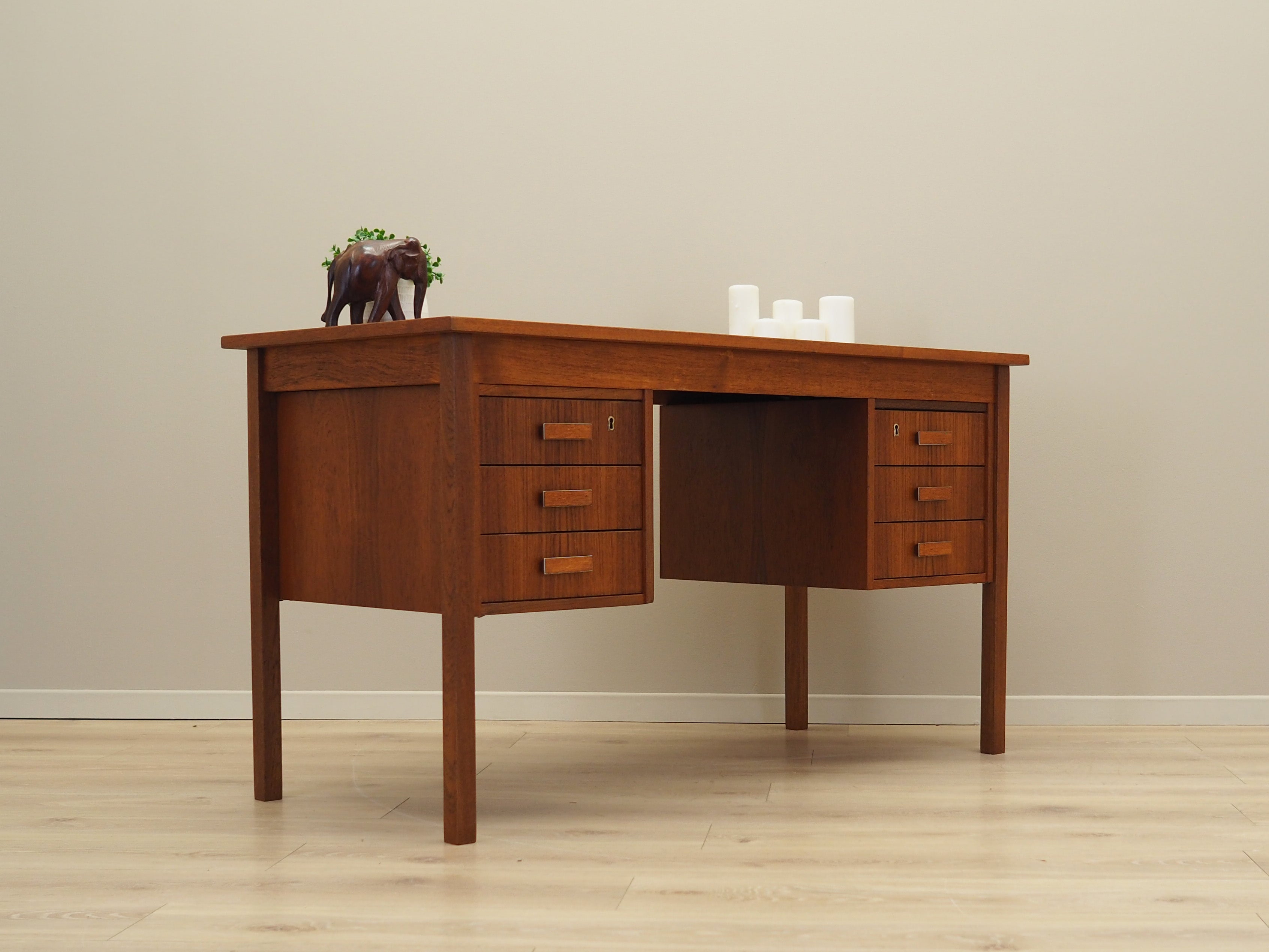 1970s_Danish_Mid-Century_Teak_Executive_Desk,_Six_Drawers_and_Wood_Handles_with_Metal_Details