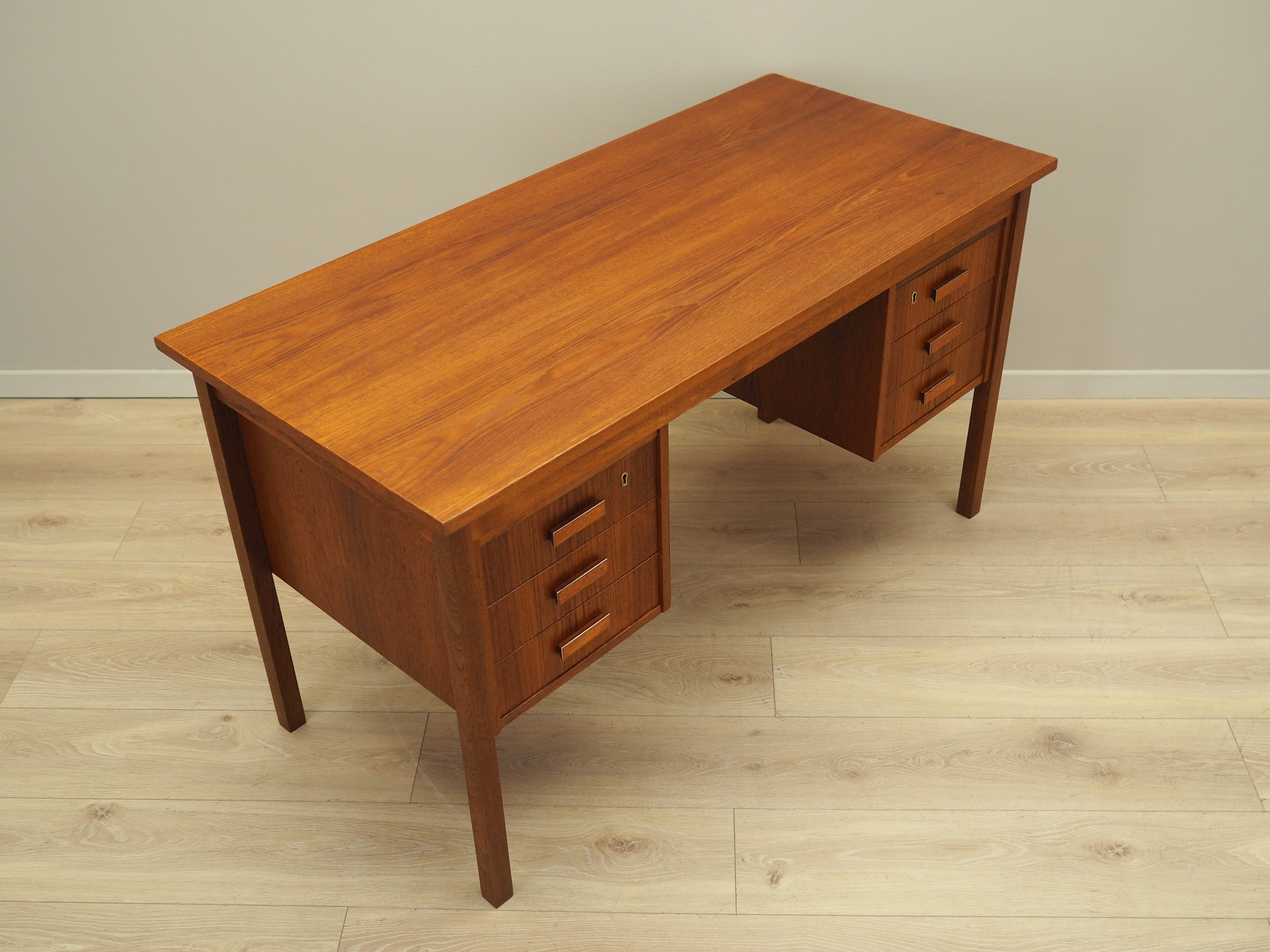 1970s_Danish_Mid-Century_Teak_Executive_Desk,_Six_Drawers_and_Wood_Handles_with_Metal_Details