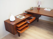 Rosewood_desk,_Danish_design,_1960s,_designer:_Arne_Vodder,_manufacture:_Sibast