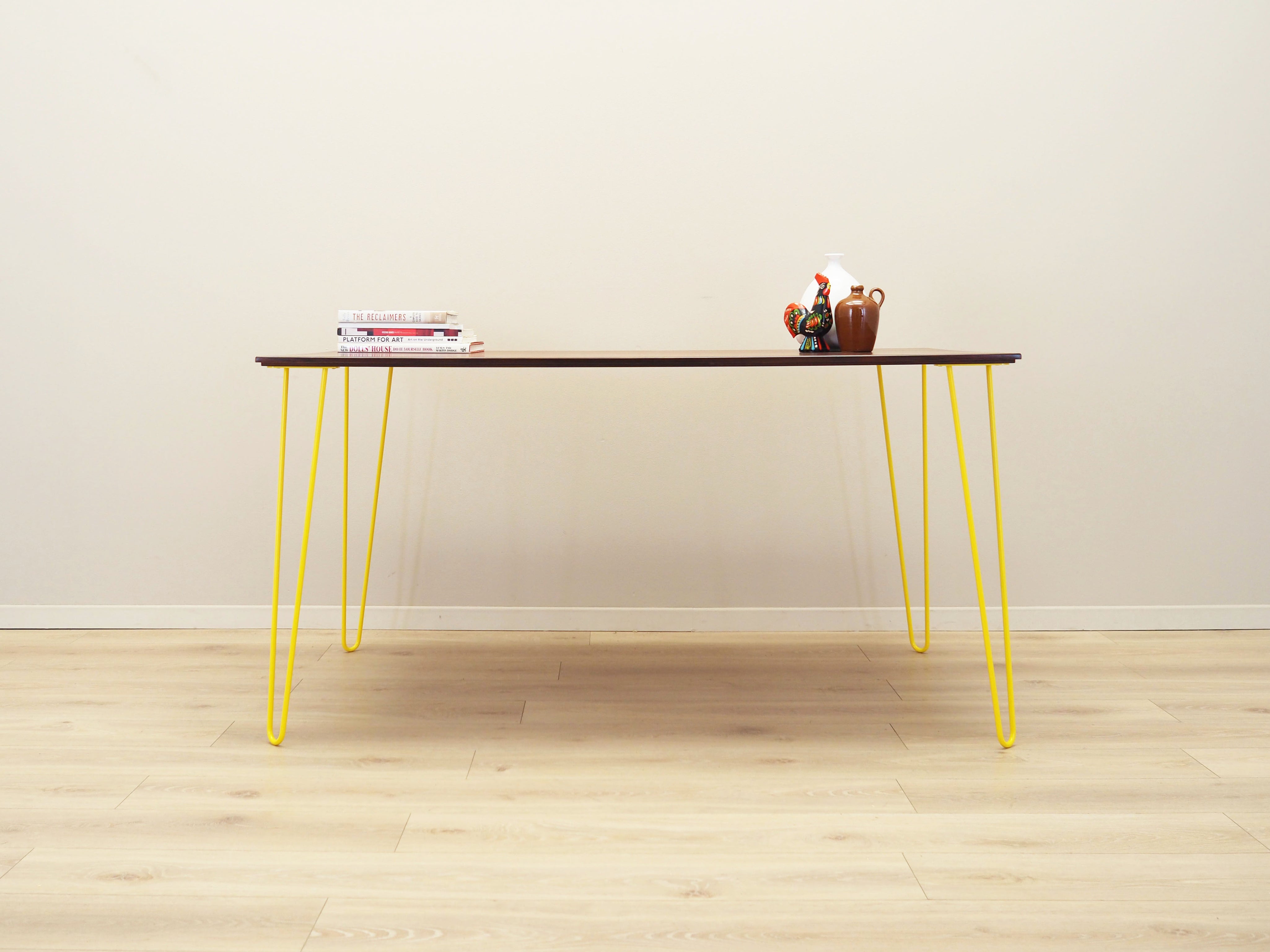 Rosewood_desk,_Danish_design,_1970s,_manufacturer:_C.F.C._Silkeborg