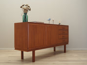 Teak_sideboard,_Swedish_design,_1960s,_manufacture:_Örnen_Möbelfabrik