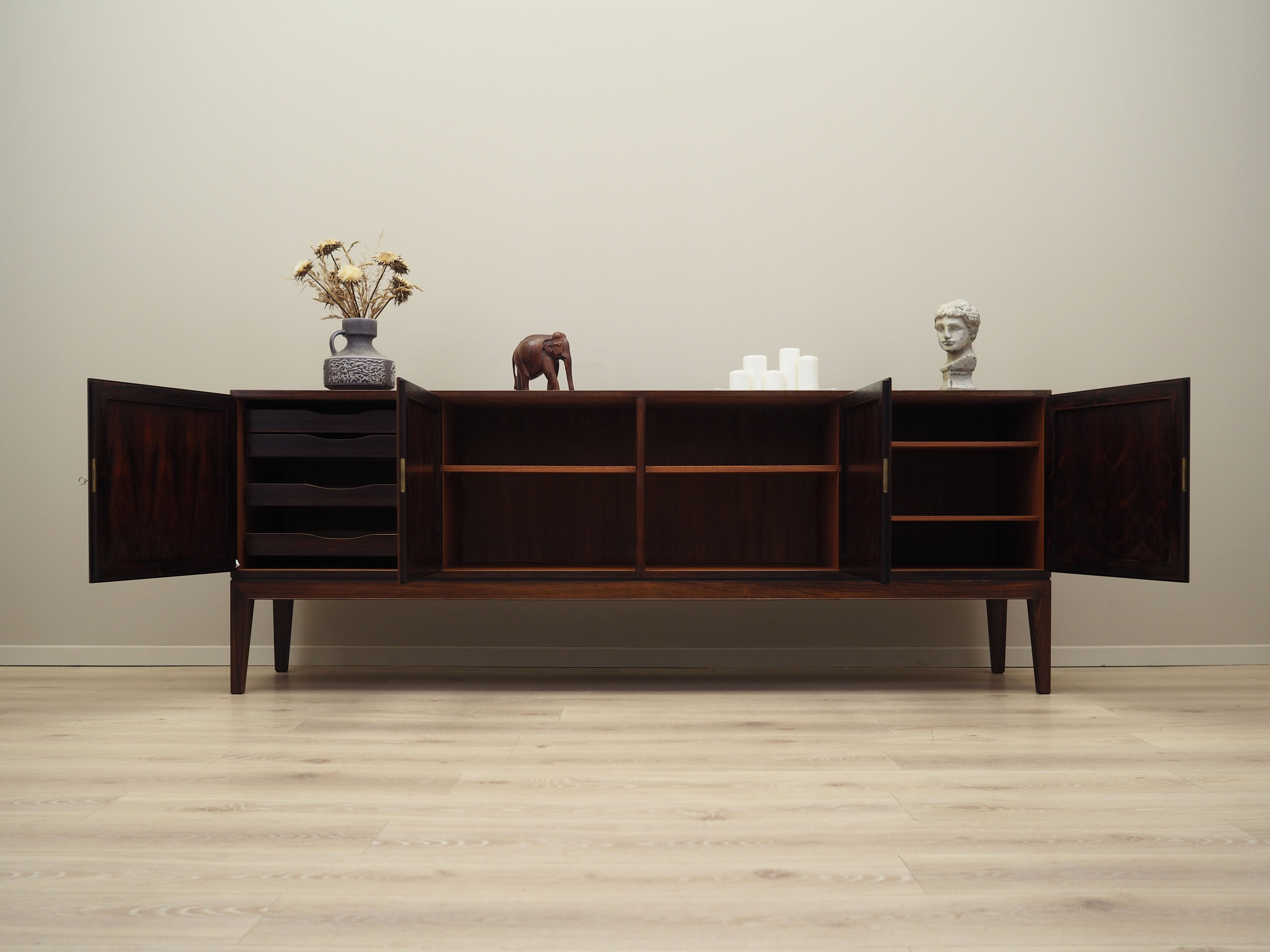 Rosewood_sideboard,_Danish_design,_1960s,_designer:_Severin_Hansen,_production:_Haslev_Møbelsnedkeri