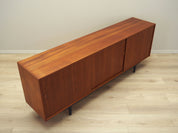 Teak_sideboard,_Danish_design,_1970s,_production:_Denmark