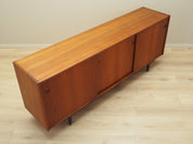 Teak_sideboard,_Danish_design,_1970s,_production:_Denmark