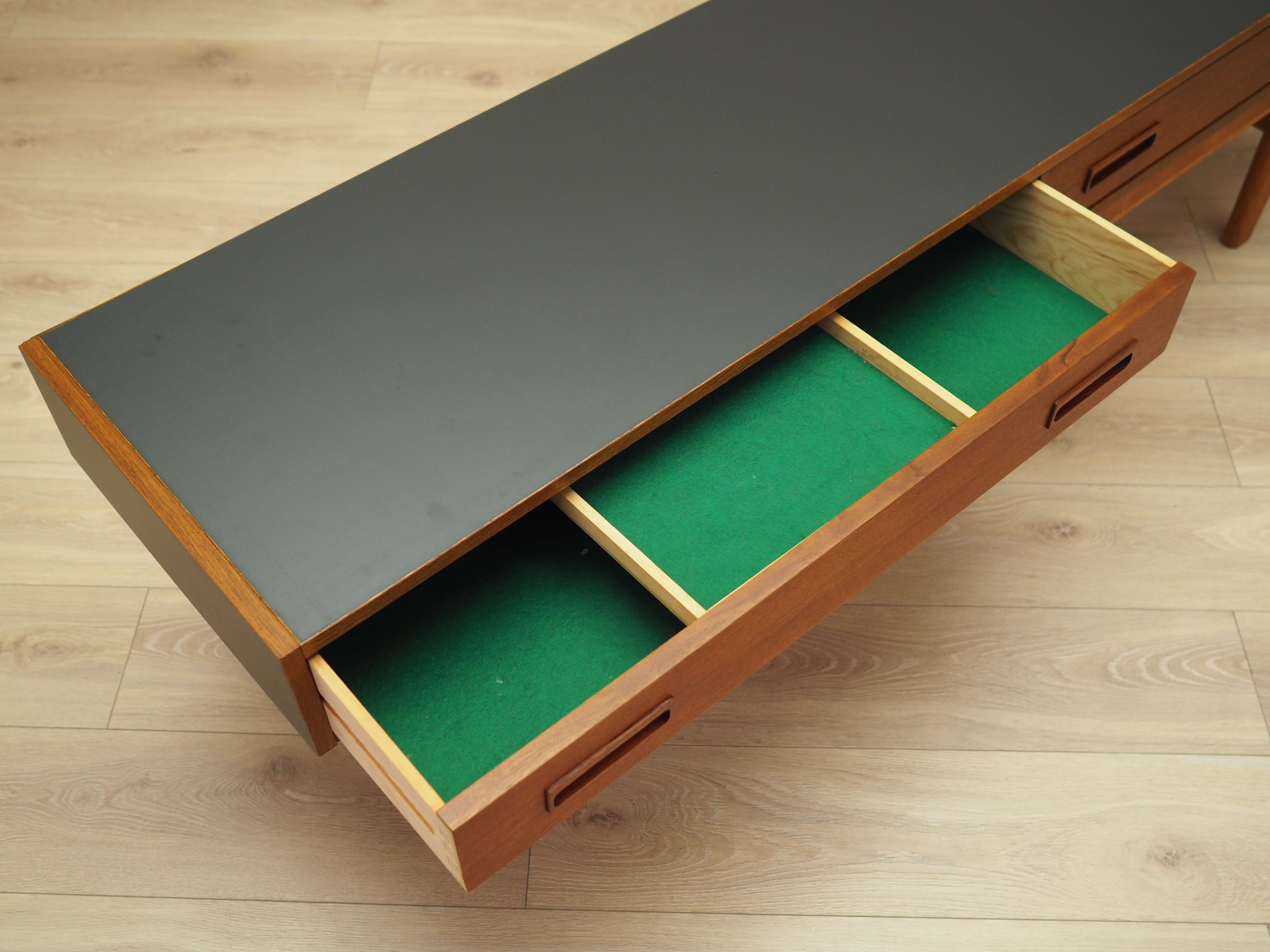 Teak_lowboard,_Danish_design,_1960s,_production:_Denmark