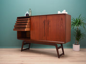 Teak_highboard,_Danish_design,_1960s,_production:_Denmark