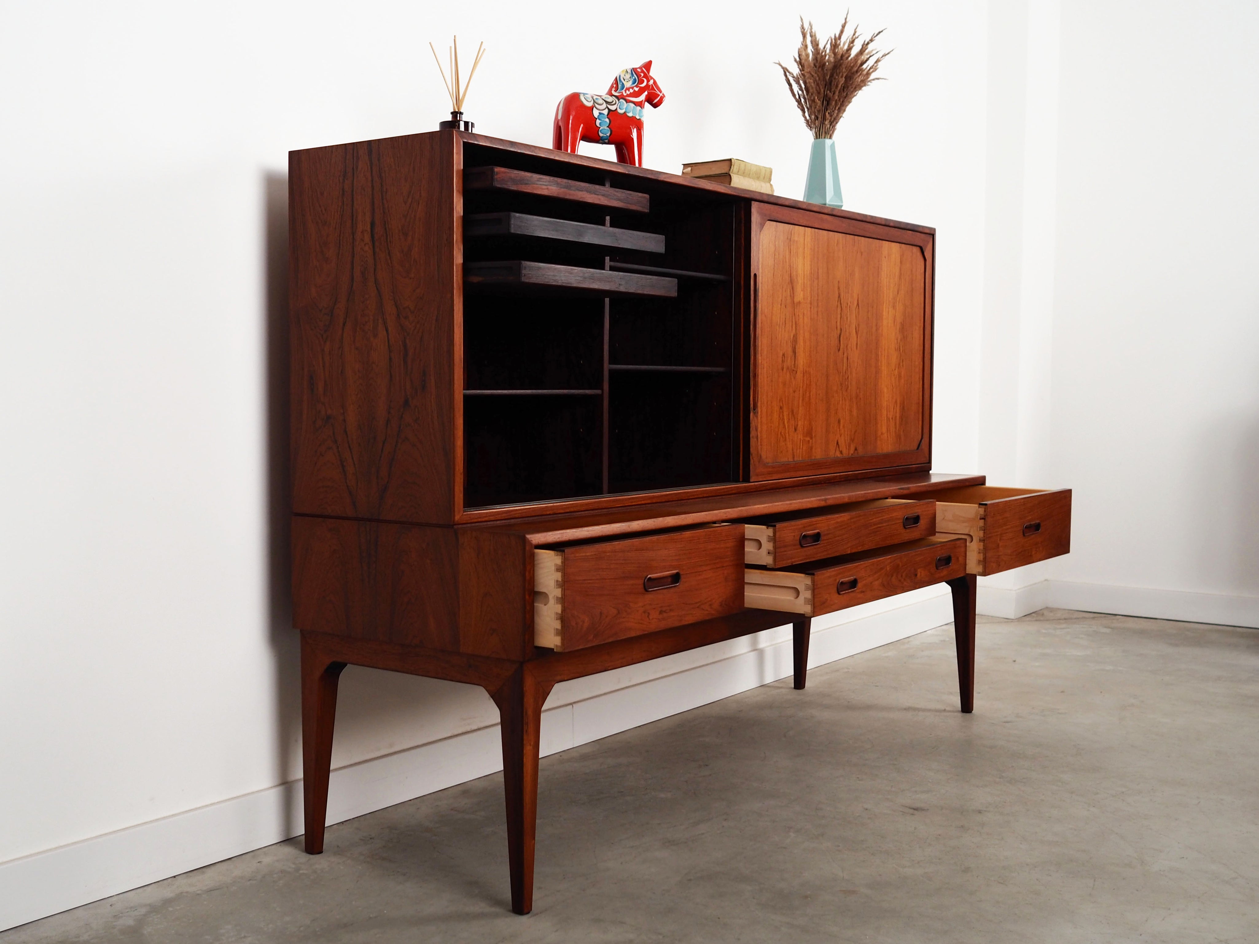 Rosewood_highboard,_Danish_design,_1960s,_designer:_Severin_Hansen