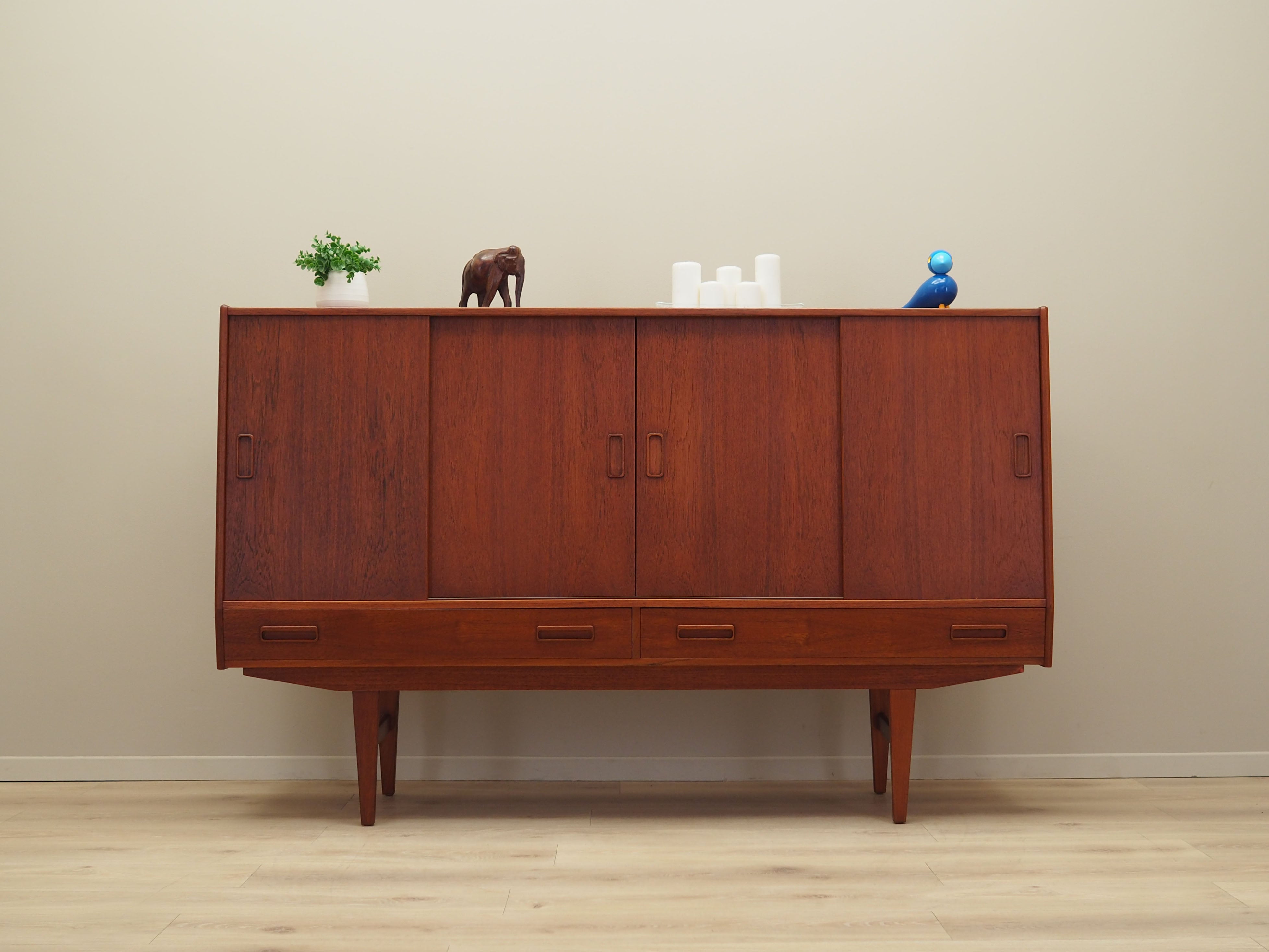 Teak_highboard,_Danish_design,_1960s,_manufacture:_Westergaards_Møbelfabrik