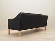 Black_leather_sofa,_Danish_design,_1970s,_manufacture:_Hurup_Møbelfabrik