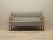 Beech_sofa,_Danish_design,_1960s,_designer:_Soren_Hansen,_manufacturer:_Fritz_Hansen