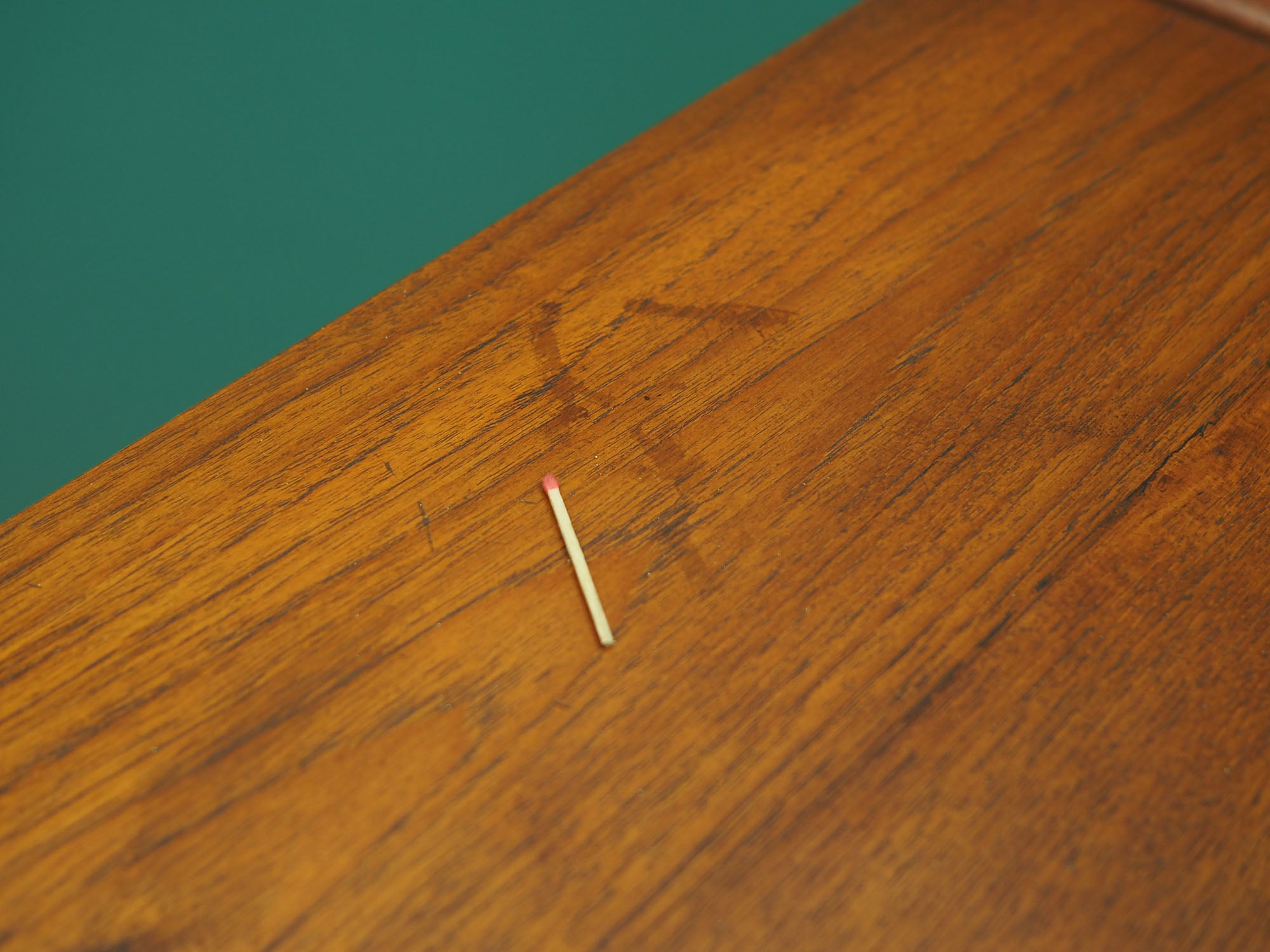 Teak_chest_of_drawers,_Danish_design,_1970s,_production:_Denmark