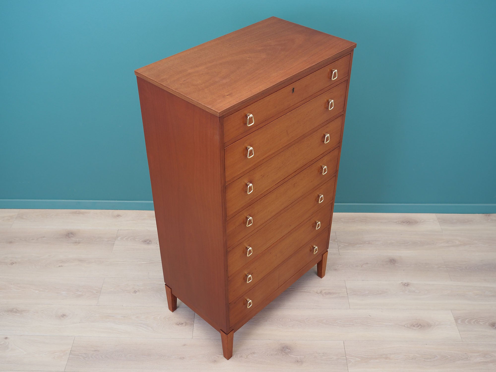 Mahogany_chest_of_drawers,_Danish_design,_1970s,_production:_Denmark